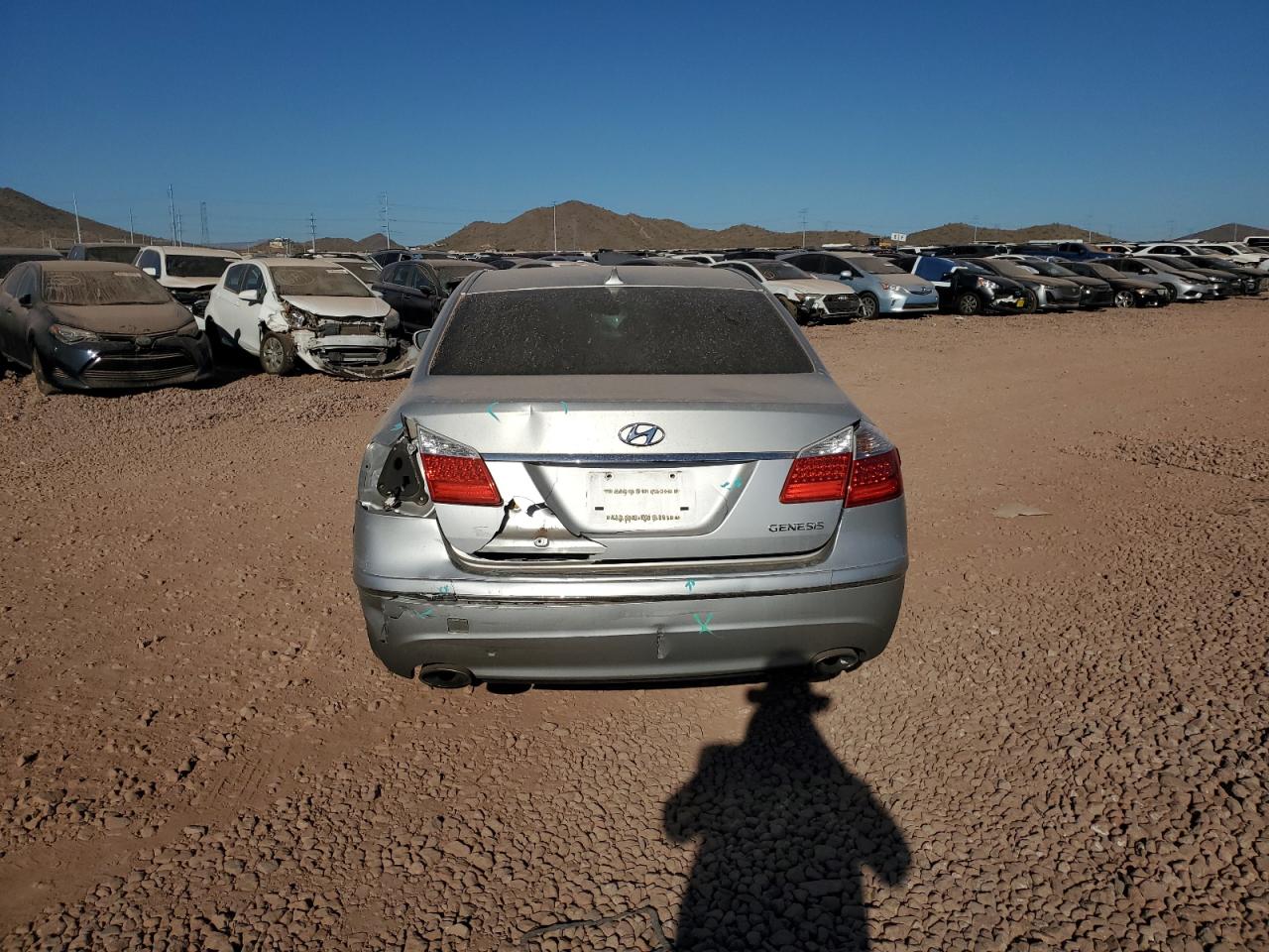 2011 Hyundai Genesis - Image 6