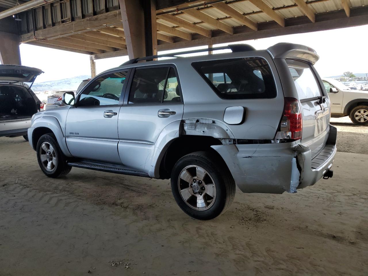 2007 Toyota 4Runner - Image 2