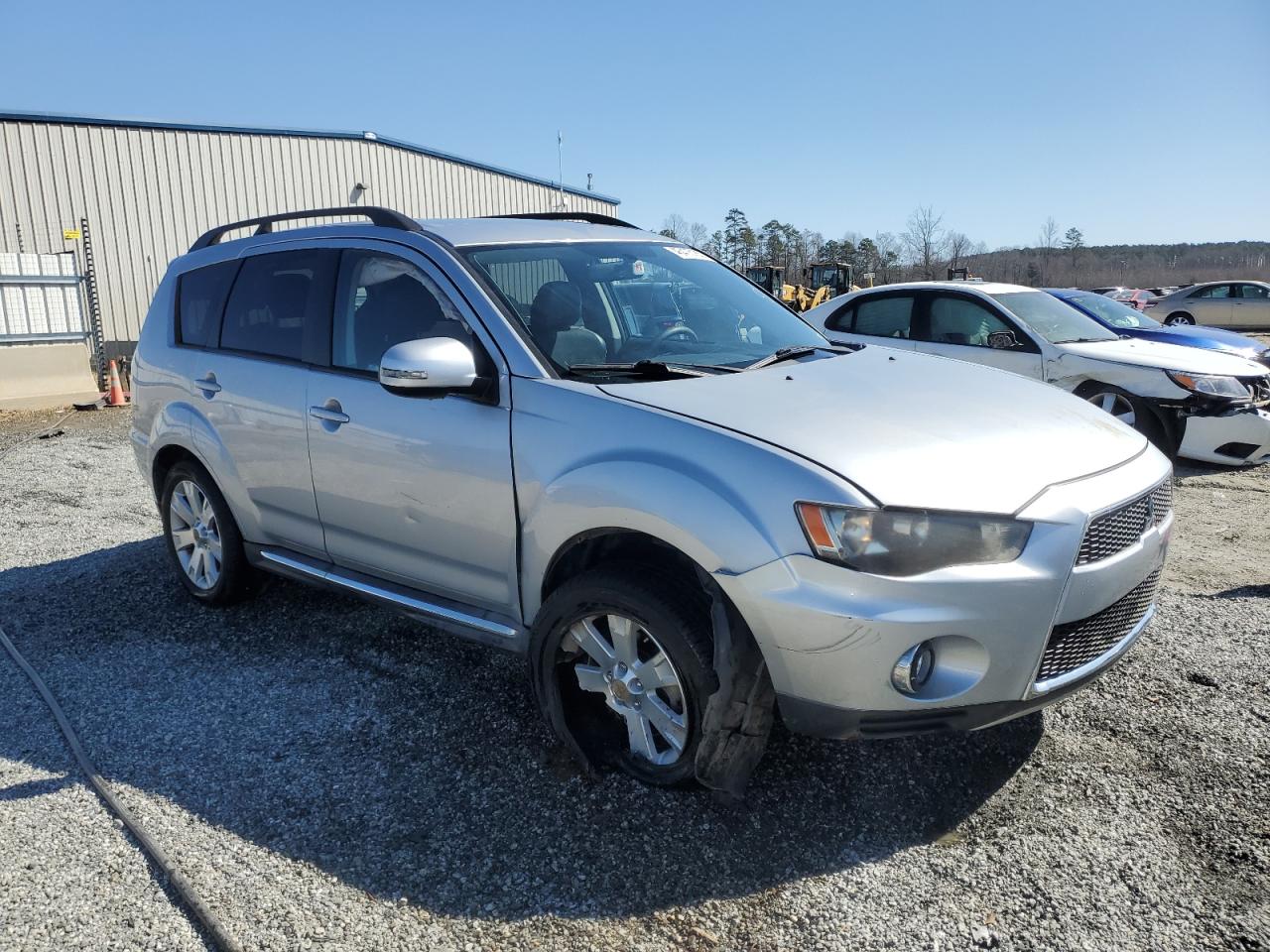 2010 Mitsubishi Outlander - Image 4