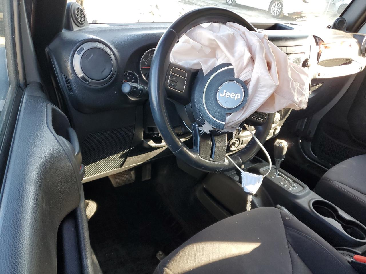 2013 Jeep Wrangler - Image 8
