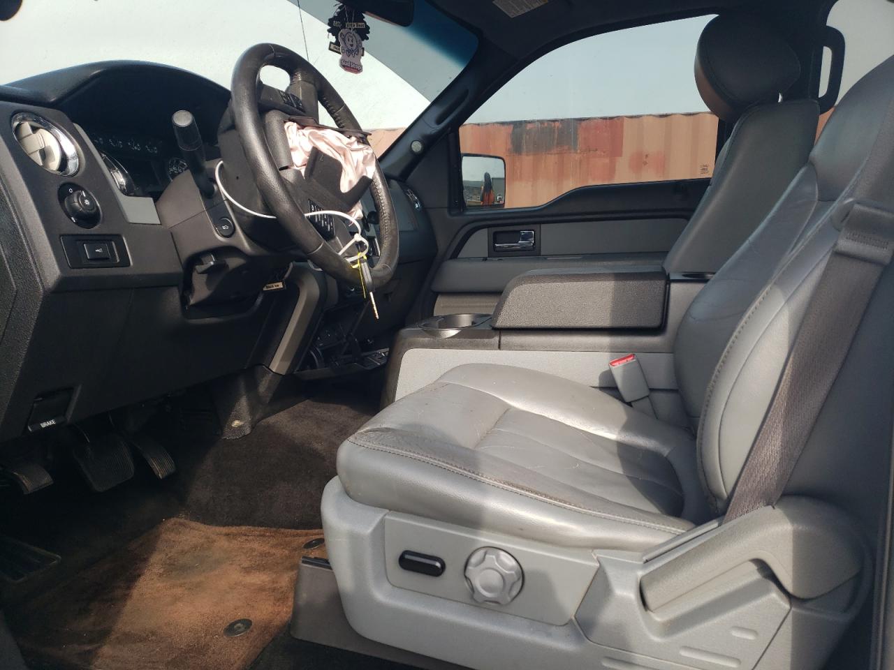 2014 Ford F-150 - Image 7