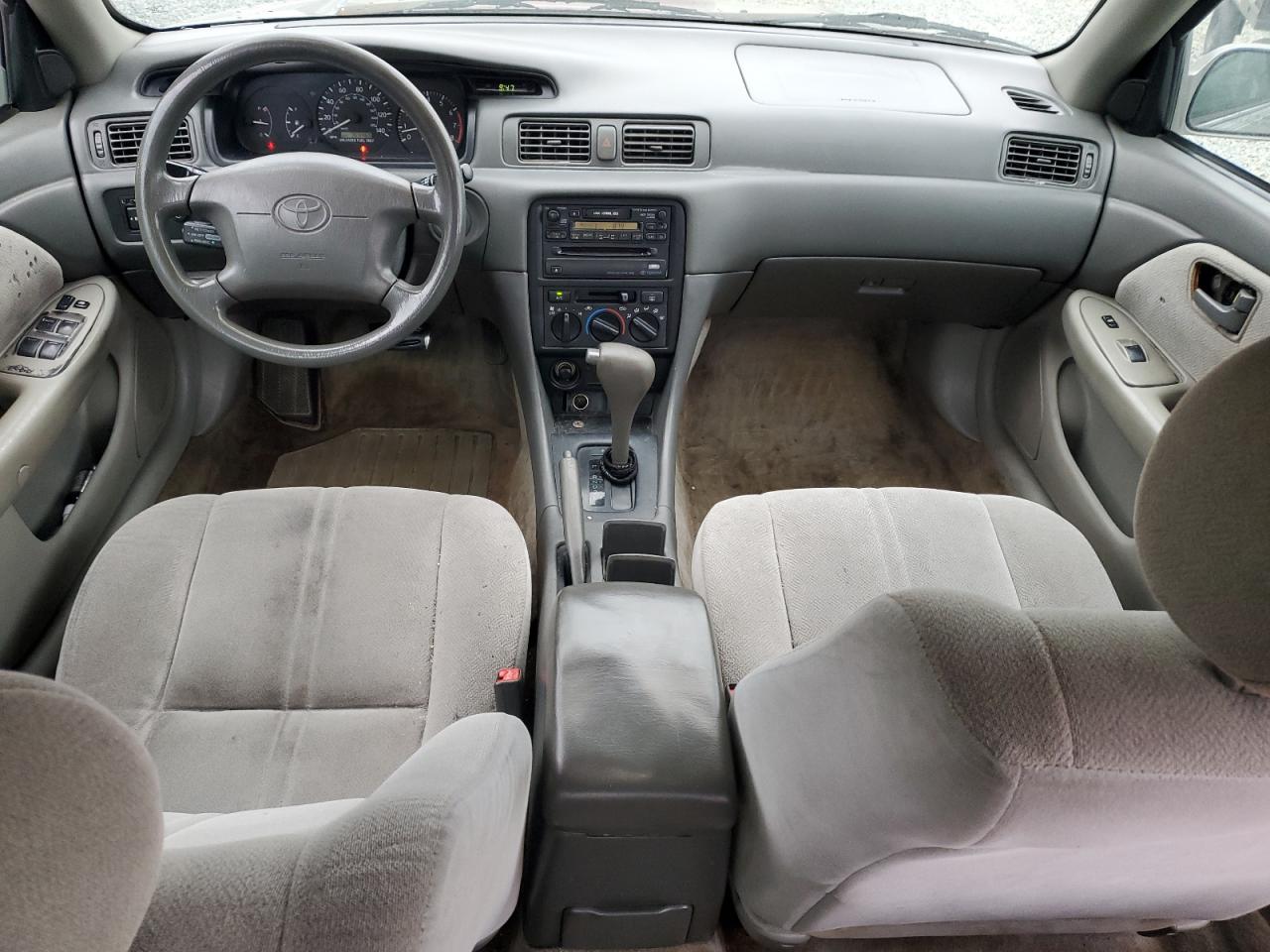 1999 Toyota Camry - Image 8