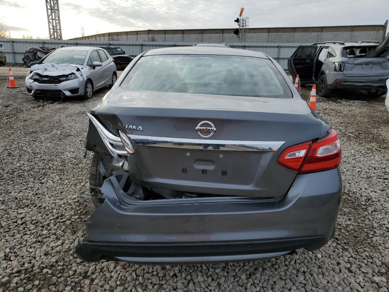 2016 Nissan Altima - Image 6