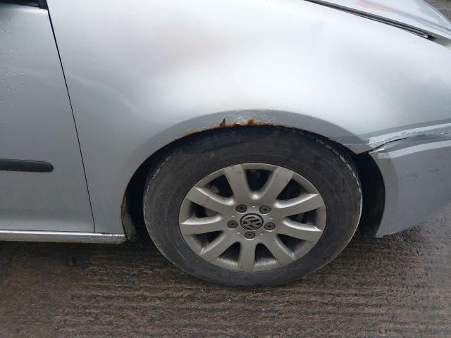 2005 VOLKSWAGEN GOLF 1.9 SE TDI 5DR DSG