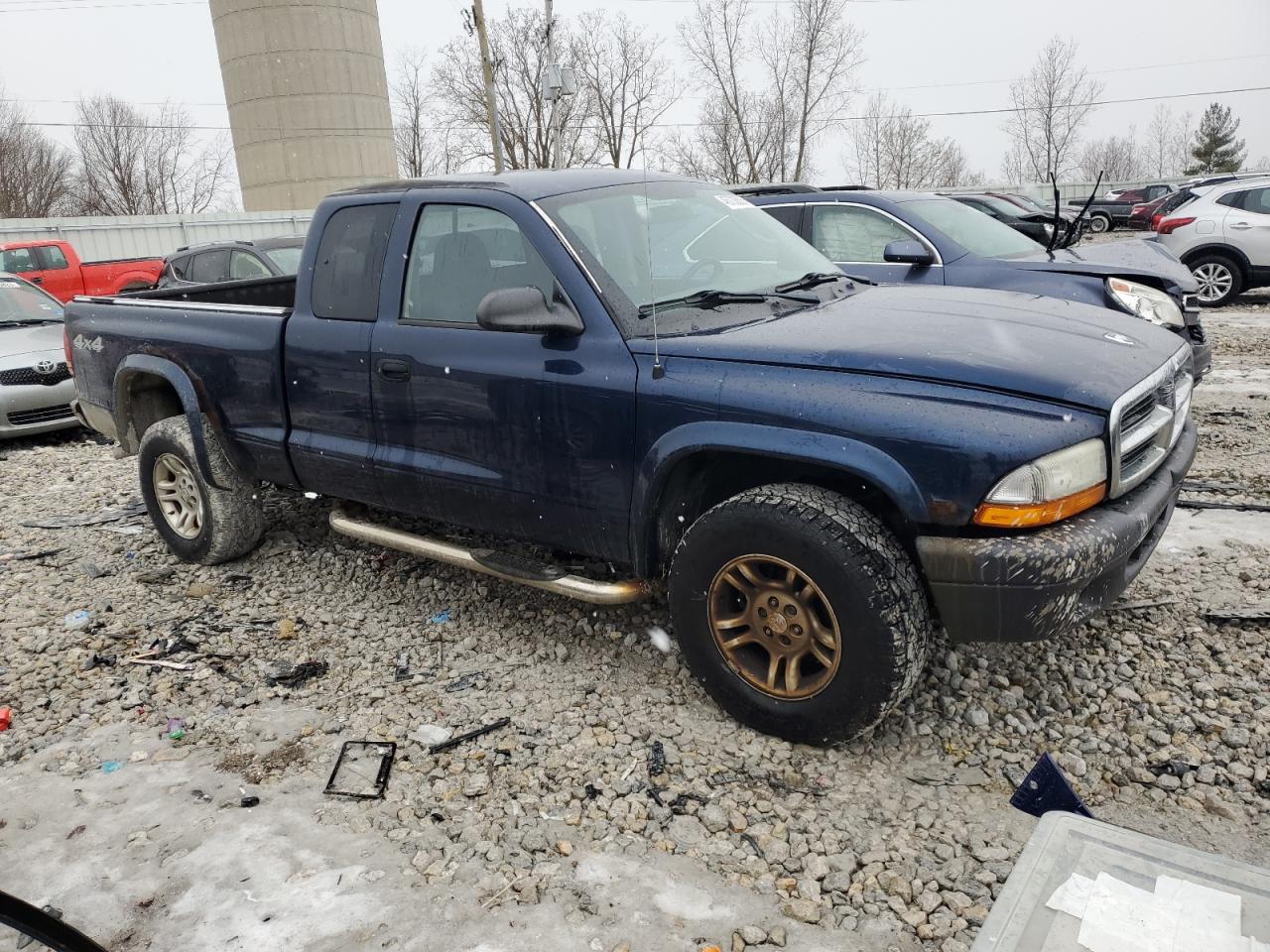 2004 Dodge Dakota - Image 4