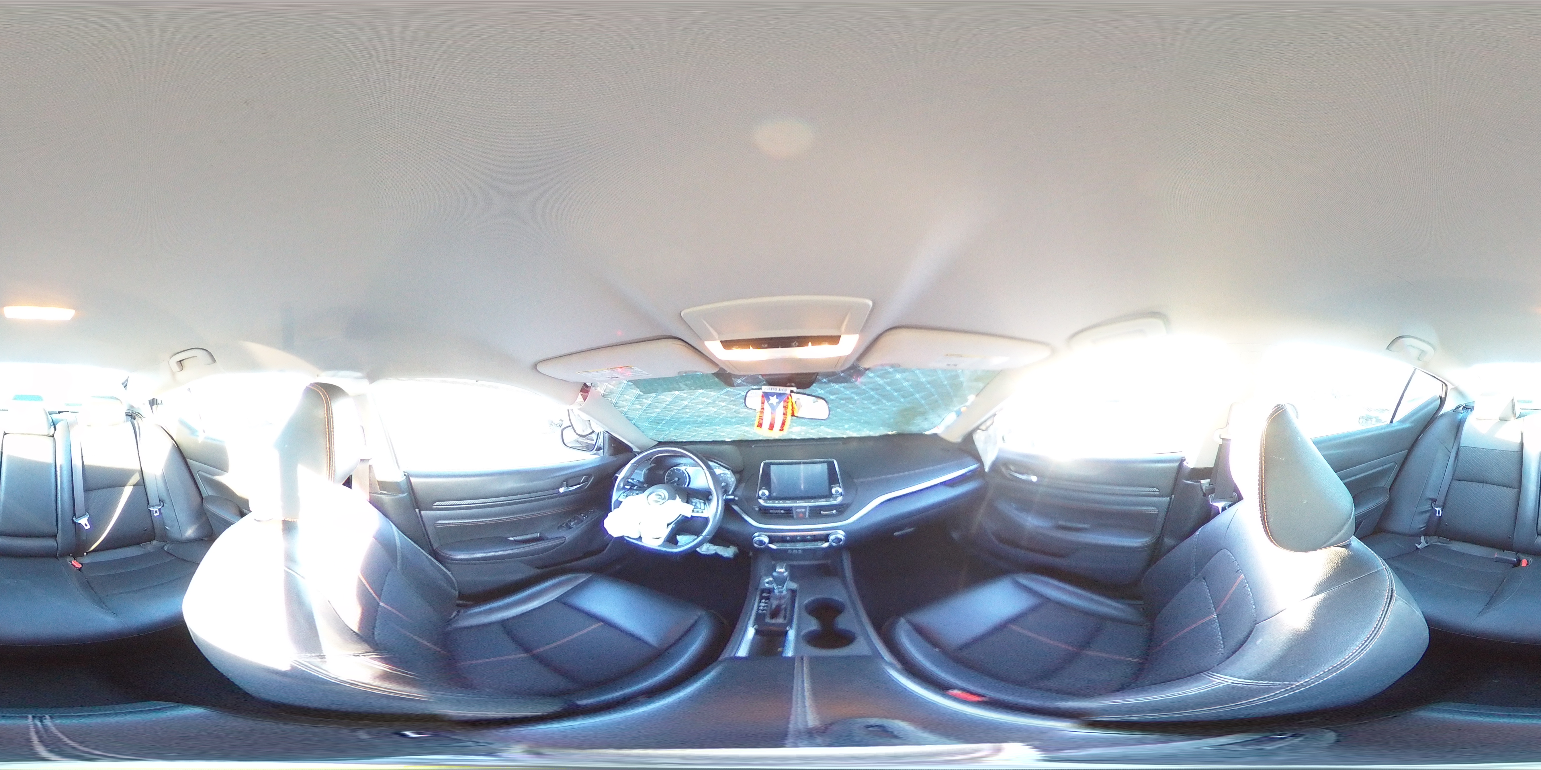2020 Nissan Altima - Image 13