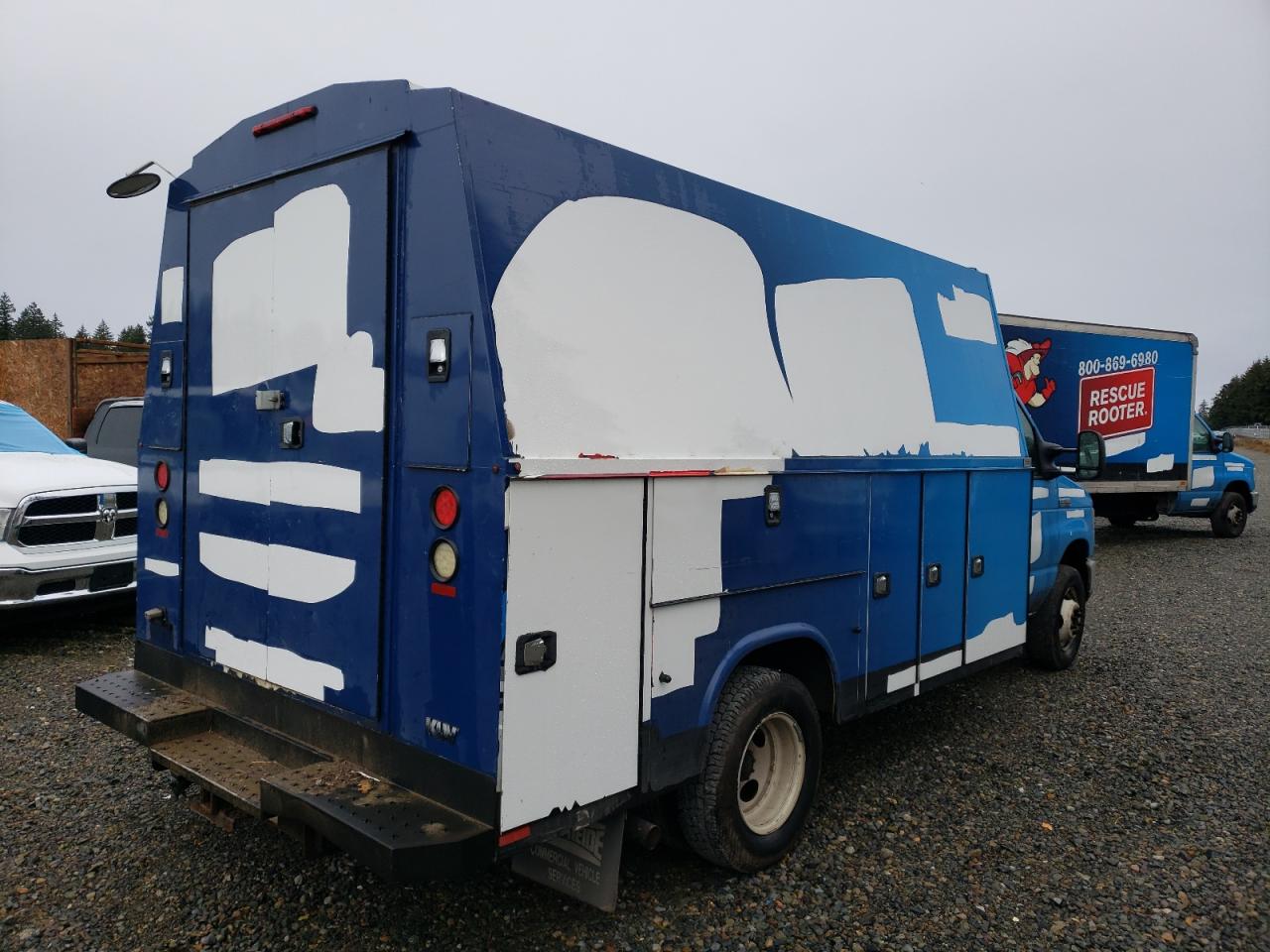 2015 Ford Econoline - Image 3