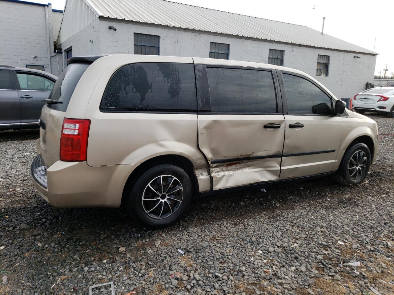 2008 Dodge Caravan - Image 3