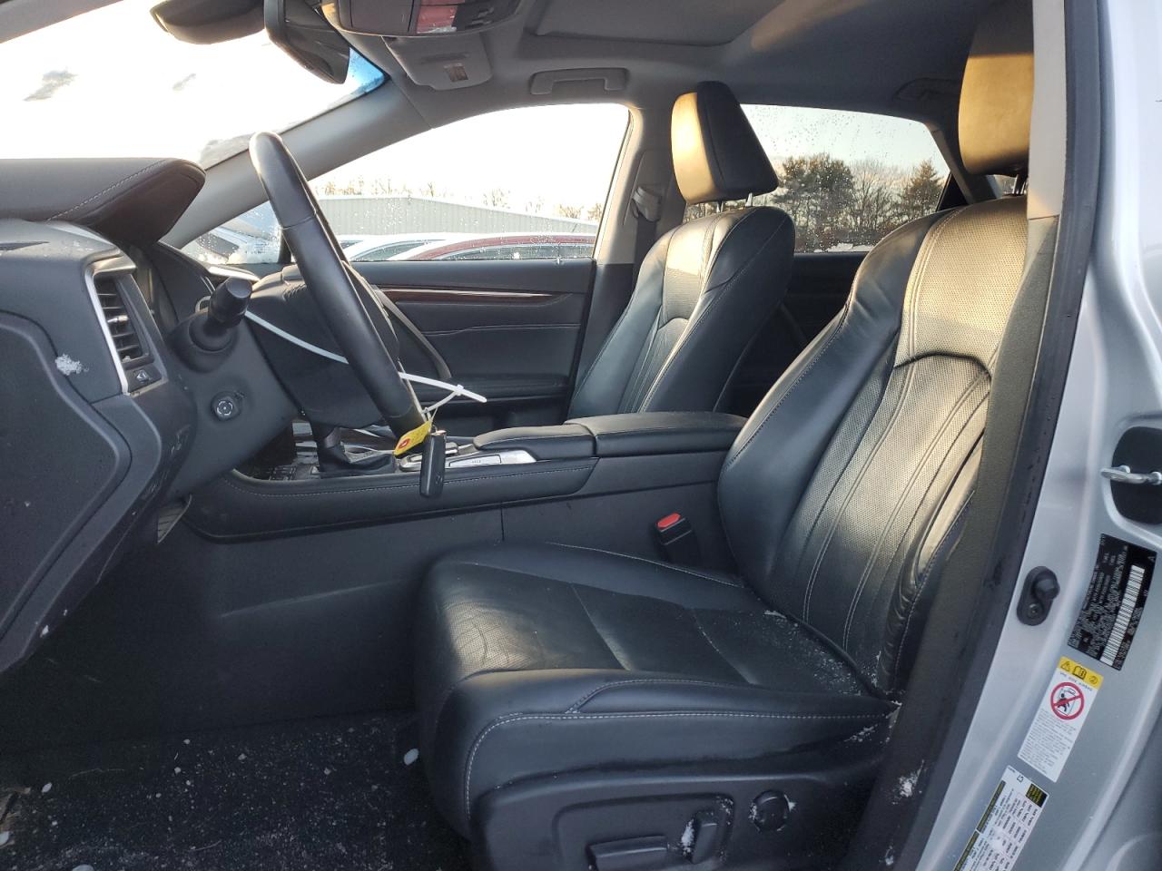 2017 Lexus RX - Image 7