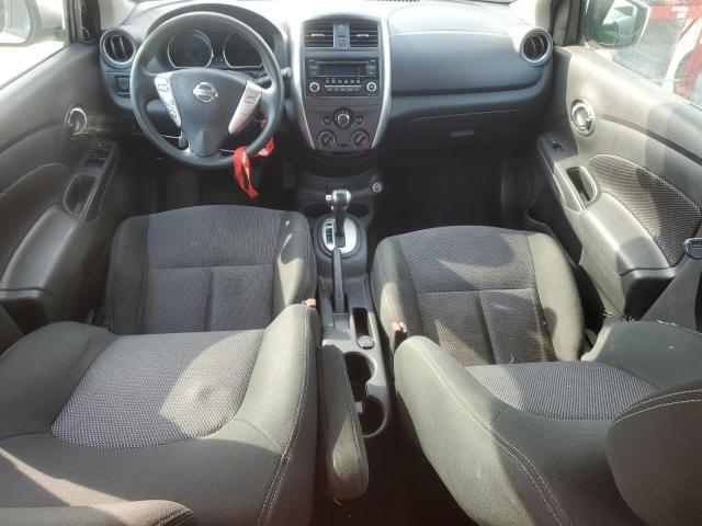  NISSAN VERSA 2017 Сріблястий