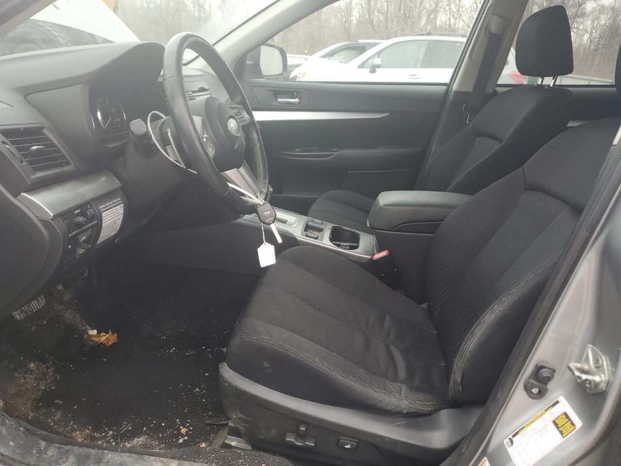 2011 Subaru Outback - Image 7