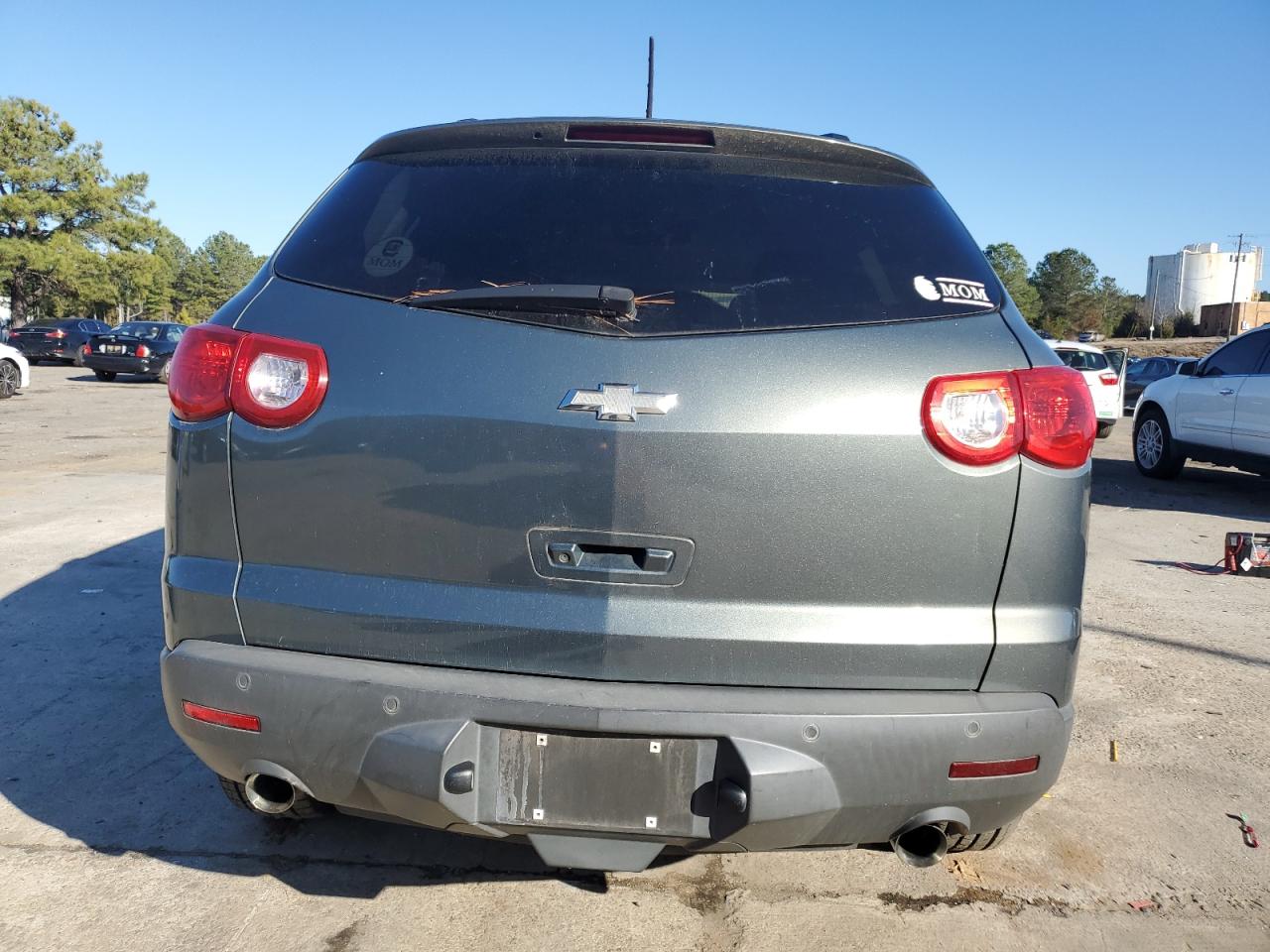 2010 Chevrolet Traverse - Image 6