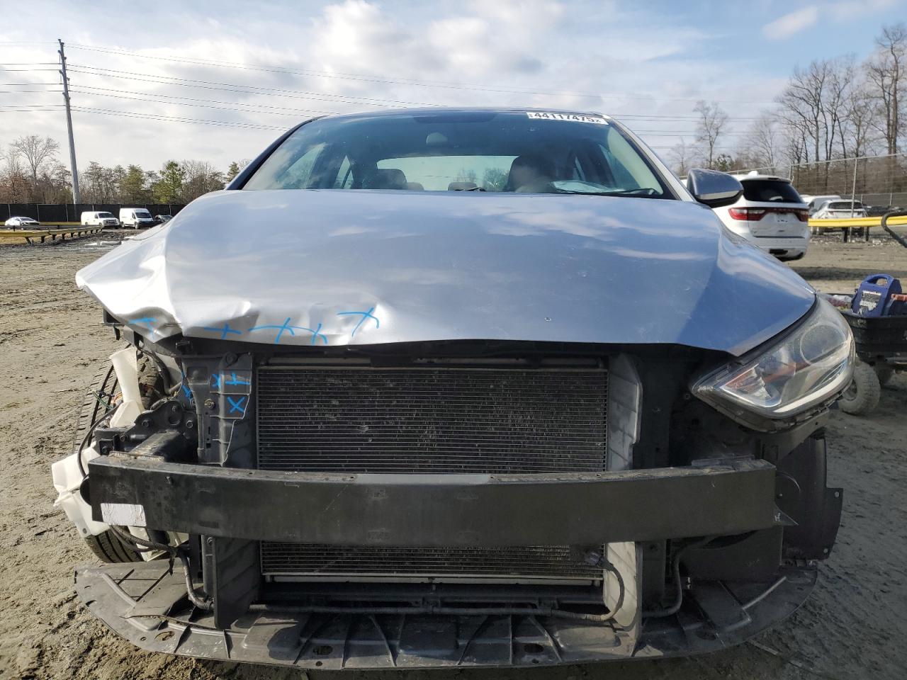 2017 Hyundai Elantra - Image 5