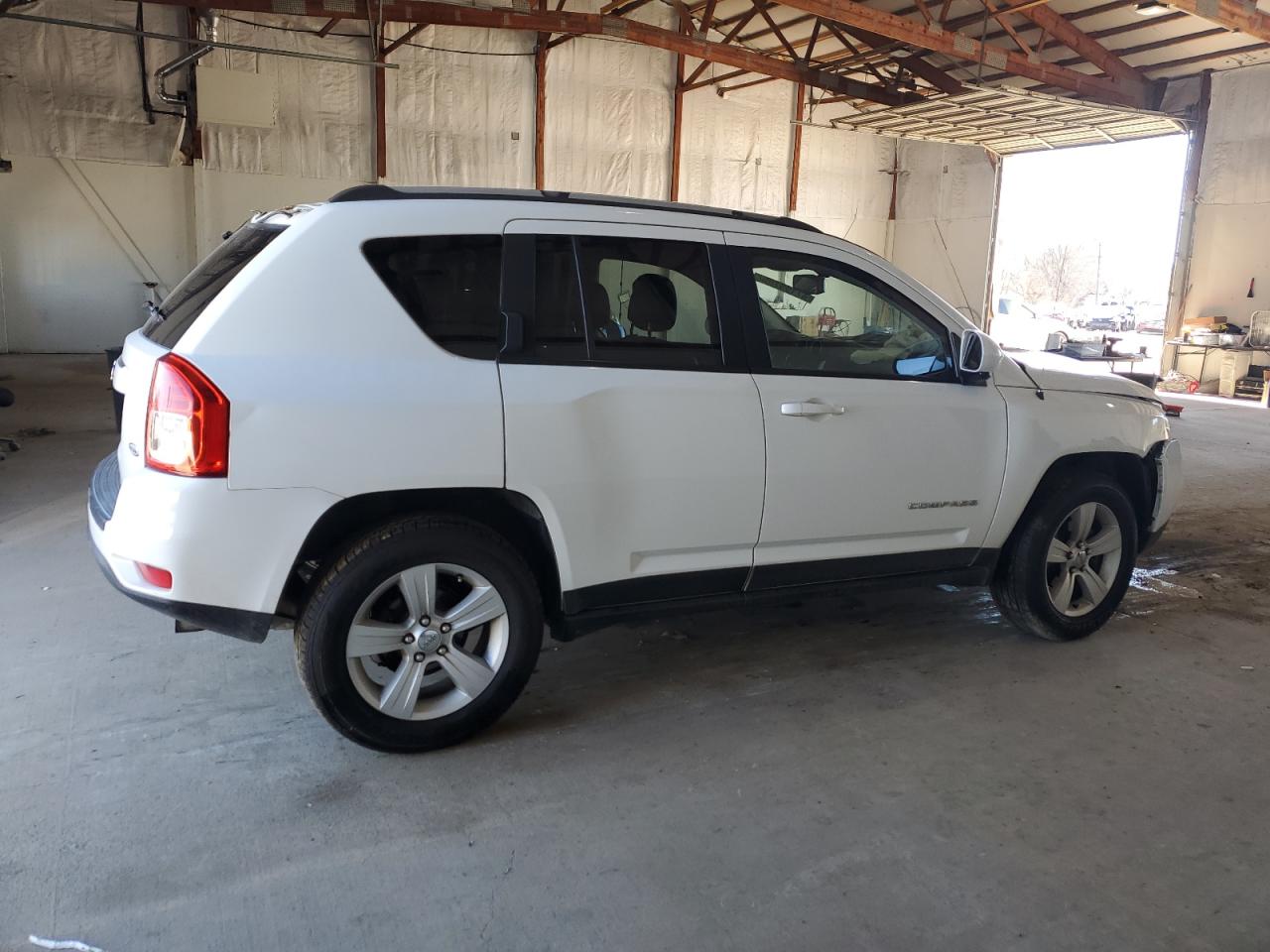 2016 Jeep Compass - Image 3