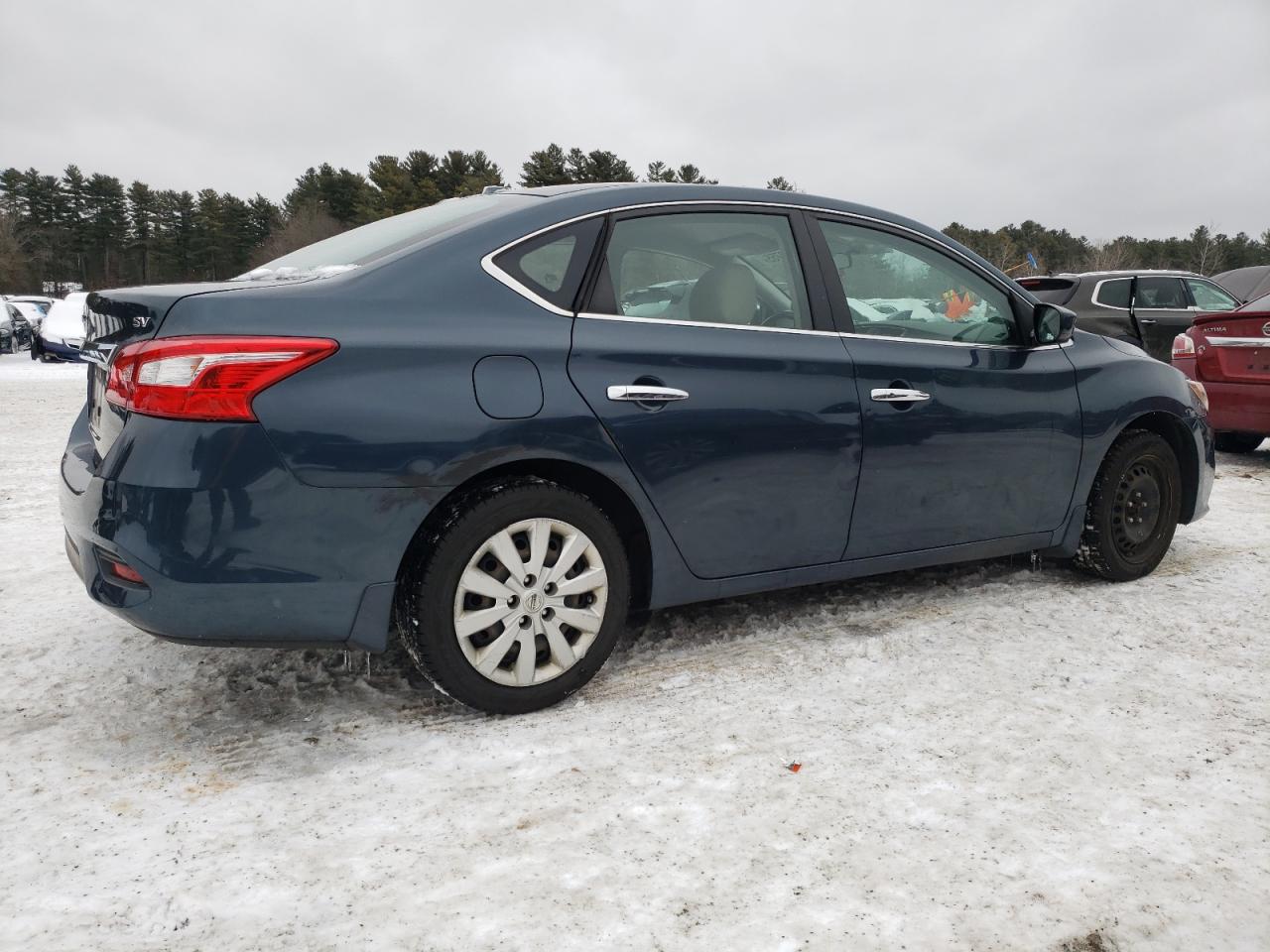 2016 Nissan Sentra - Image 3