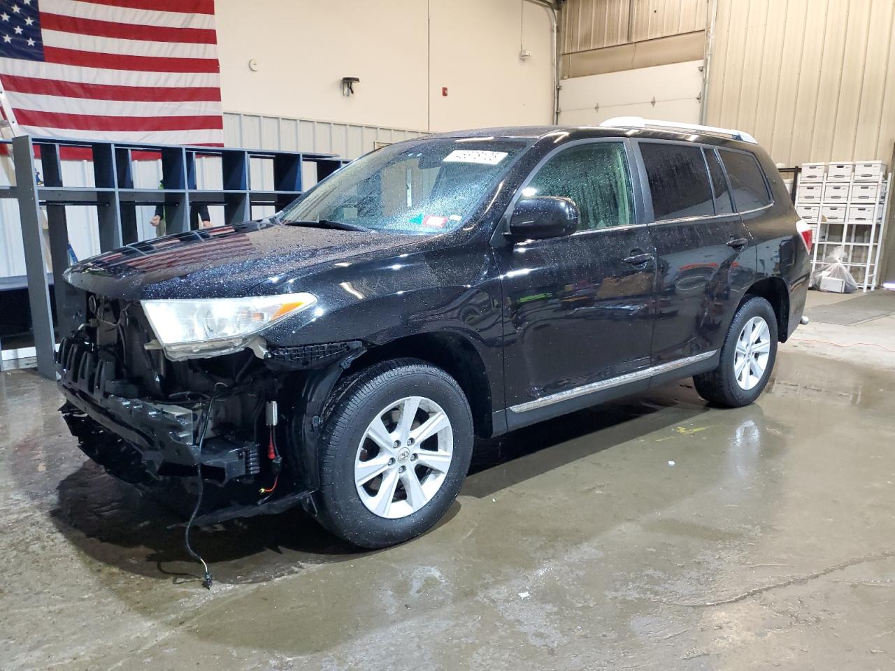 2013 Toyota Highlander - Image 1