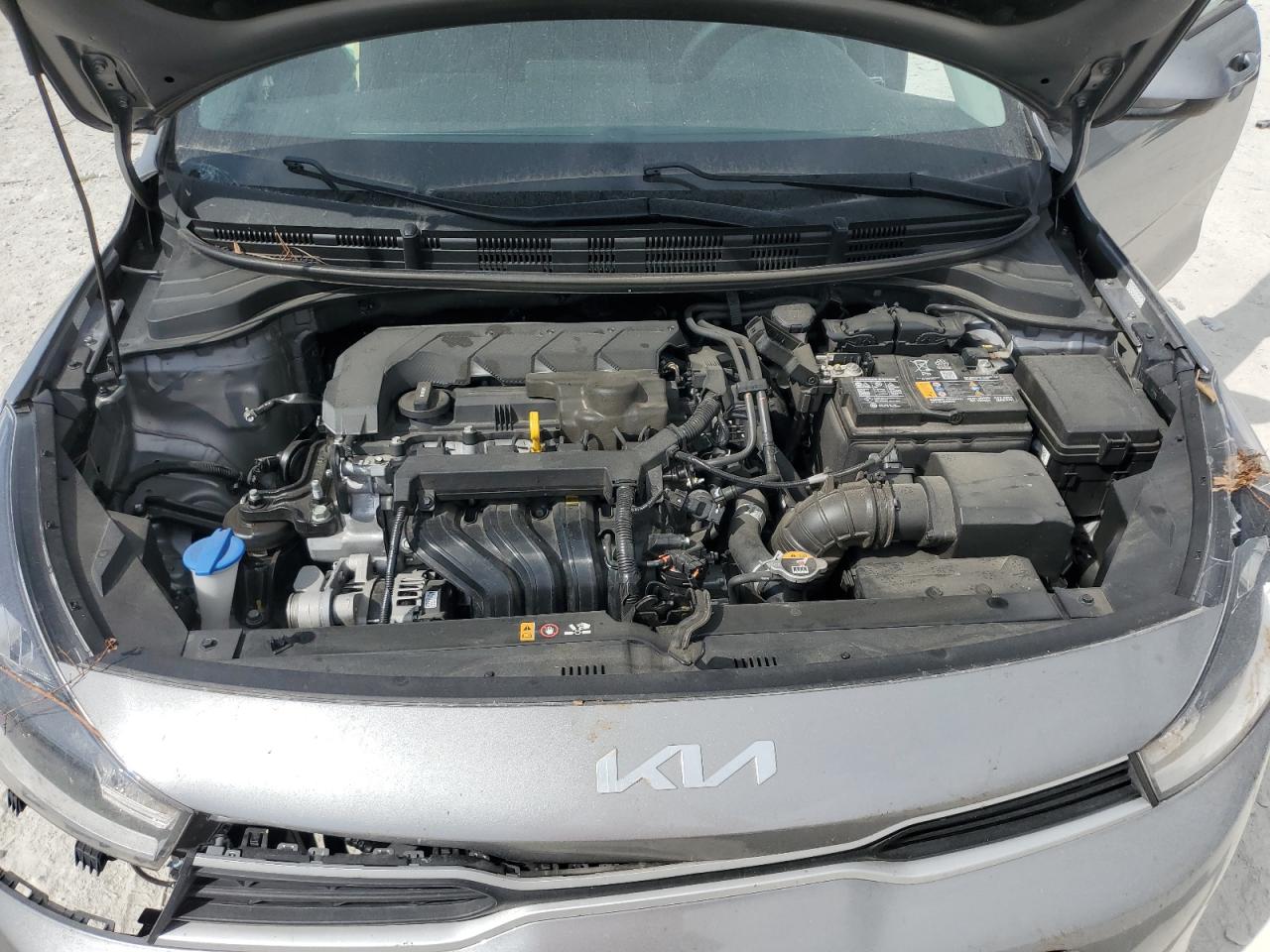 2023 Kia Rio - Image 11