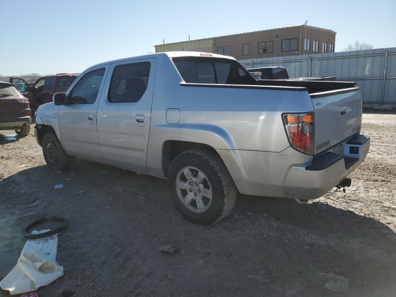 2006 Honda Ridgeline - Image 2