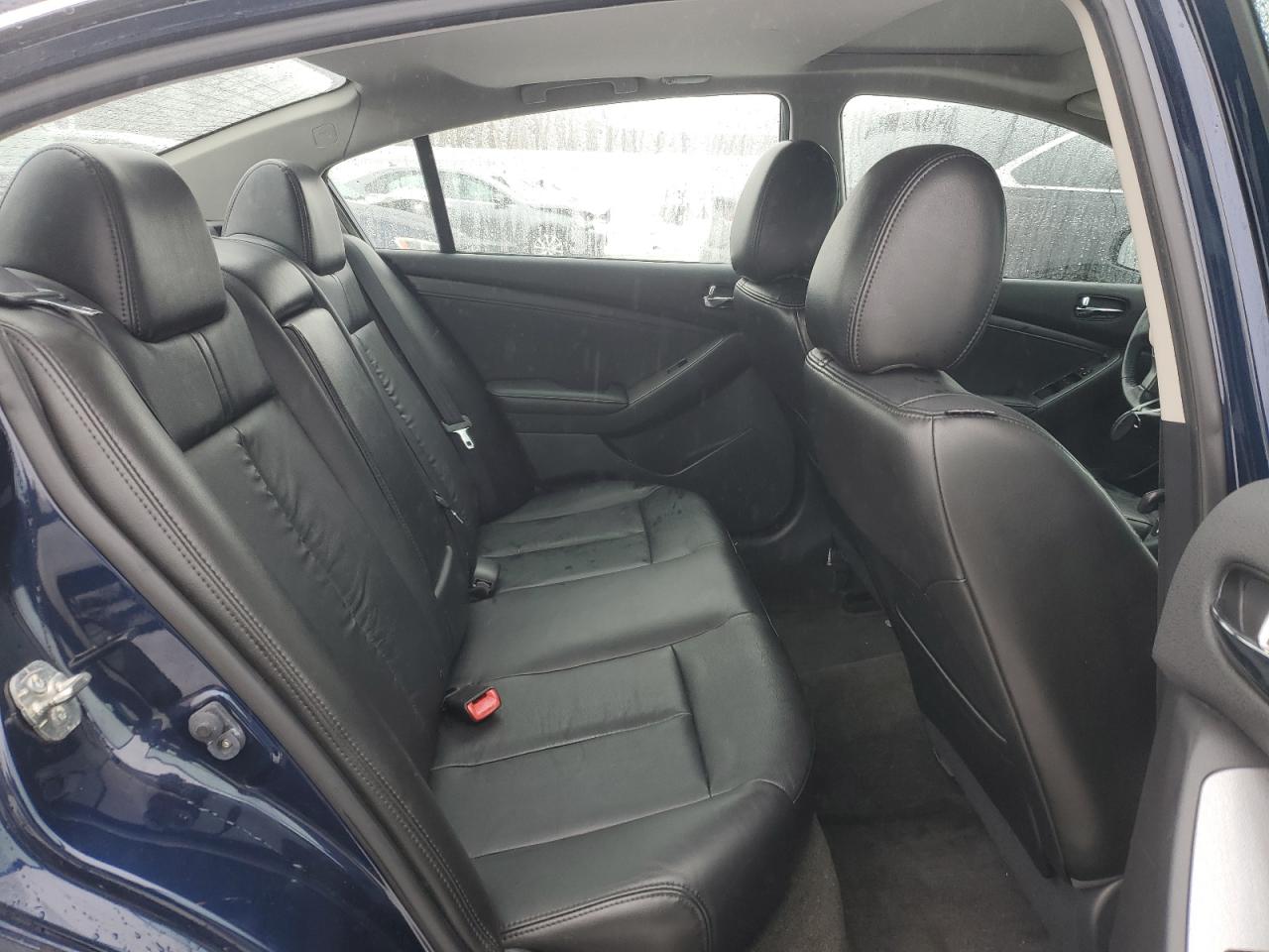2012 Nissan Altima - Image 10