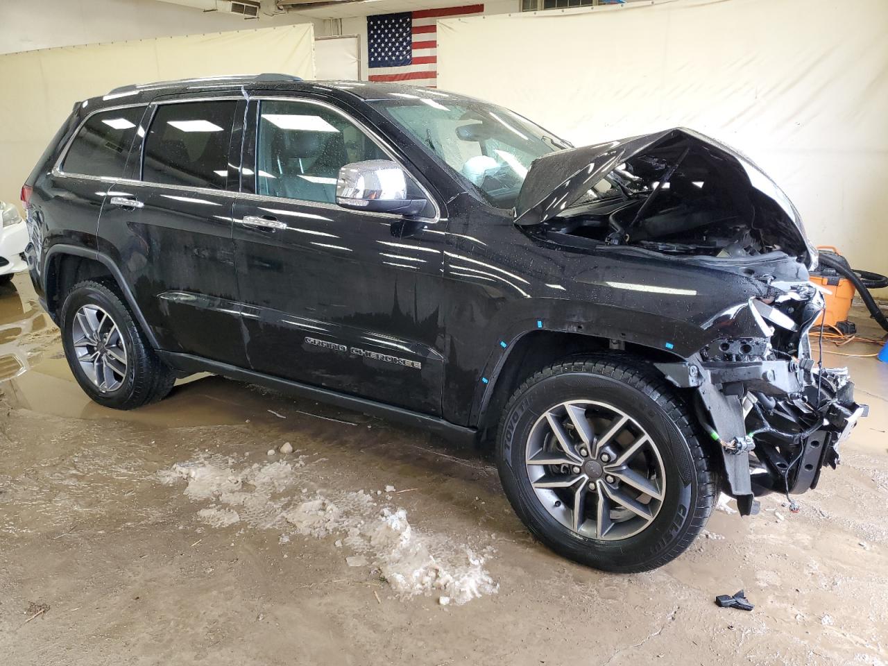 2020 Jeep Grand Cherokee - Image 4