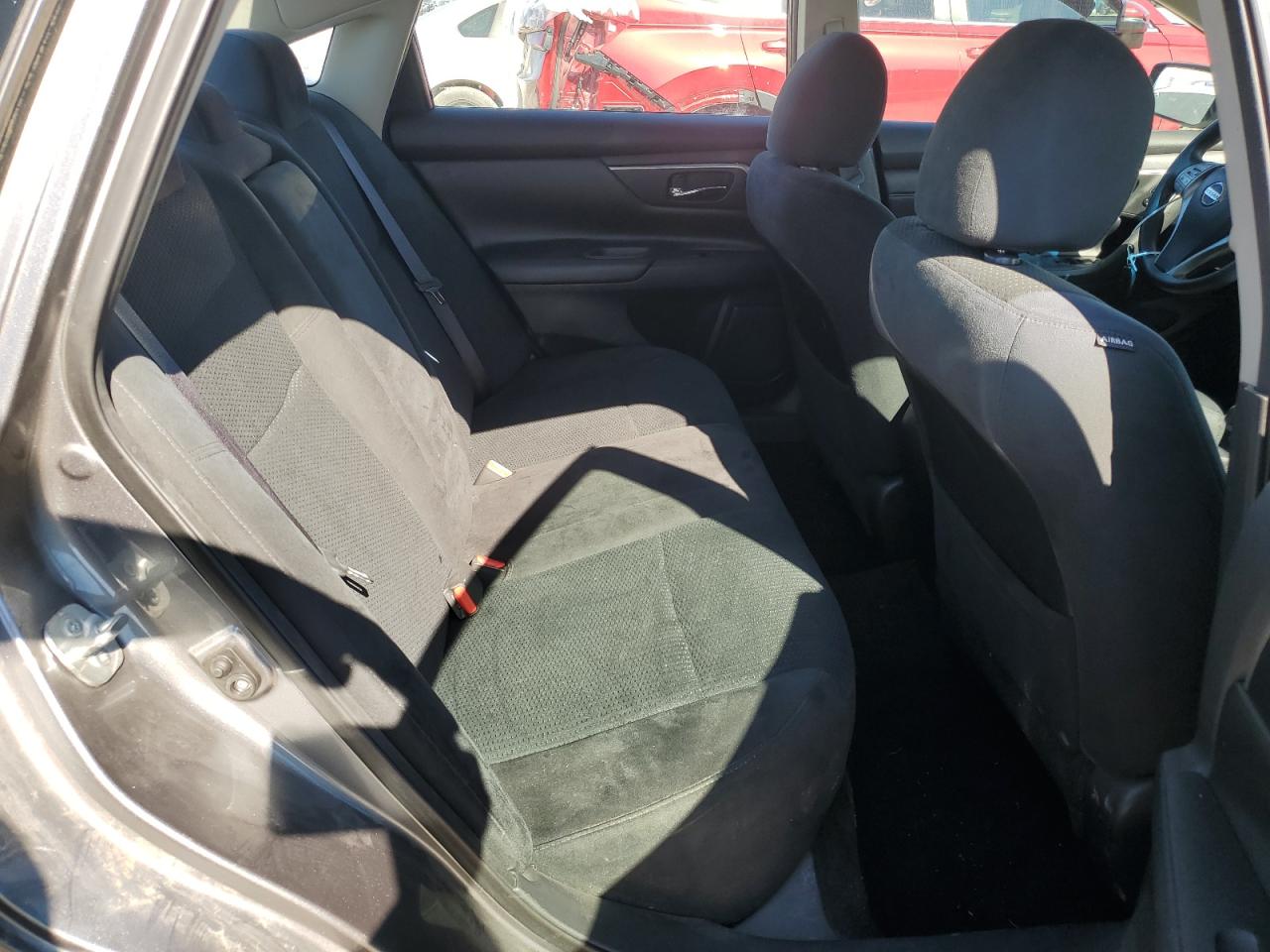2015 Nissan Altima - Image 10