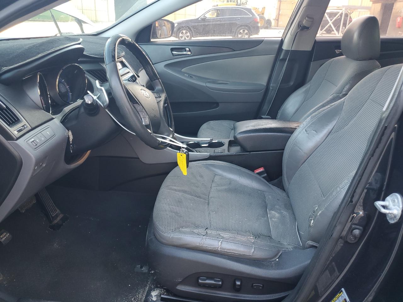 2013 Hyundai Sonata - Image 7