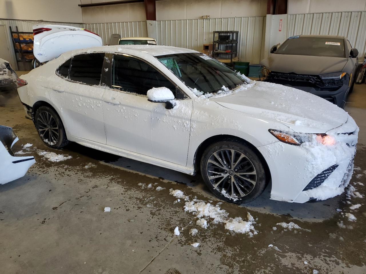 2019 Toyota Camry - Image 4