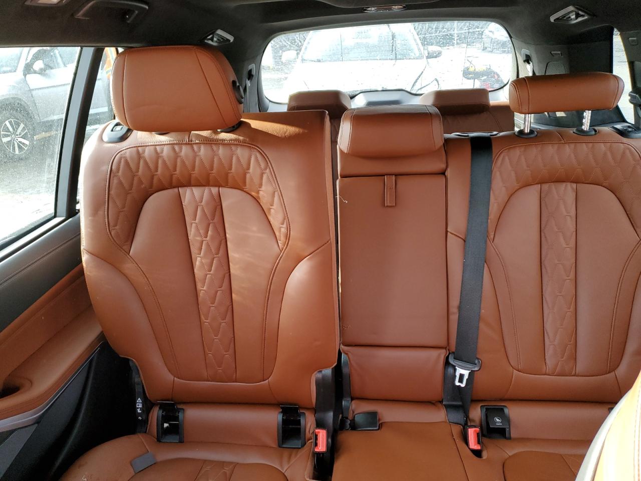 2022 BMW X7 - Image 10