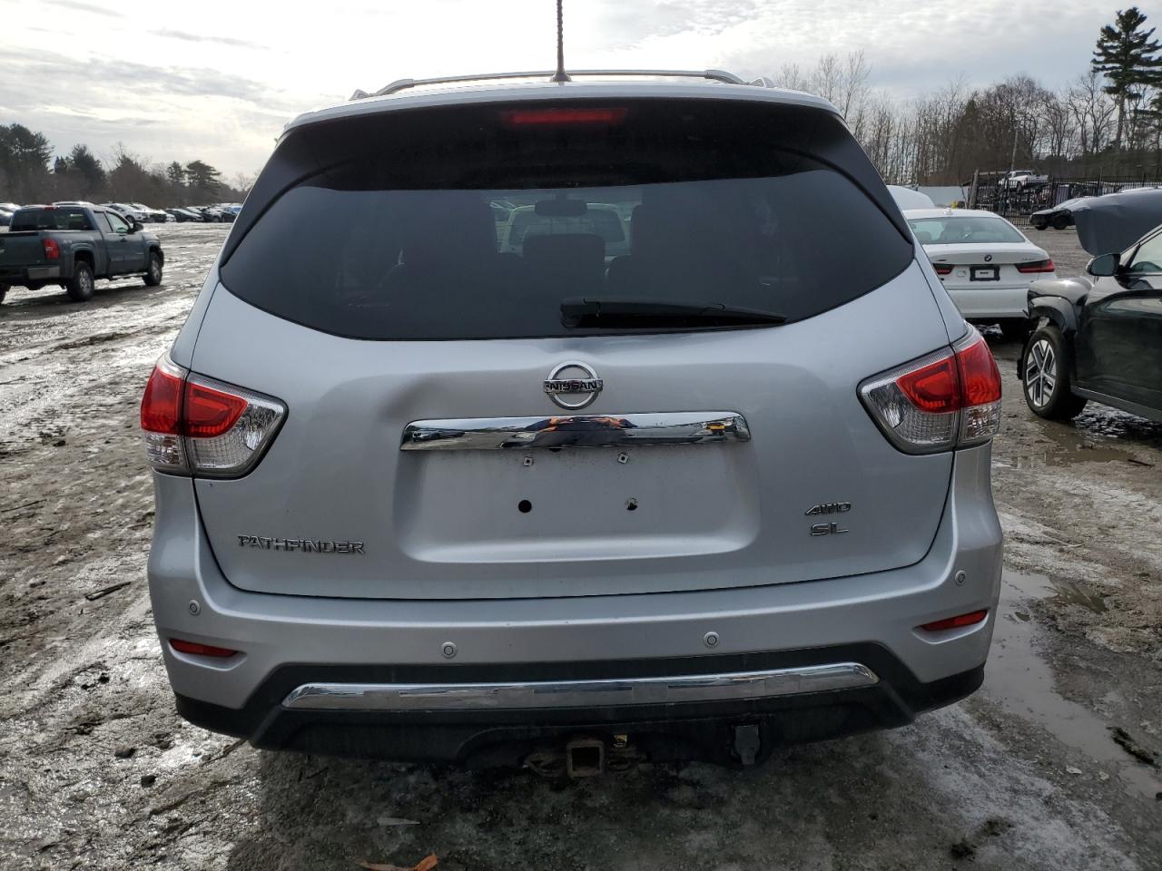 2013 Nissan Pathfinder - Image 6