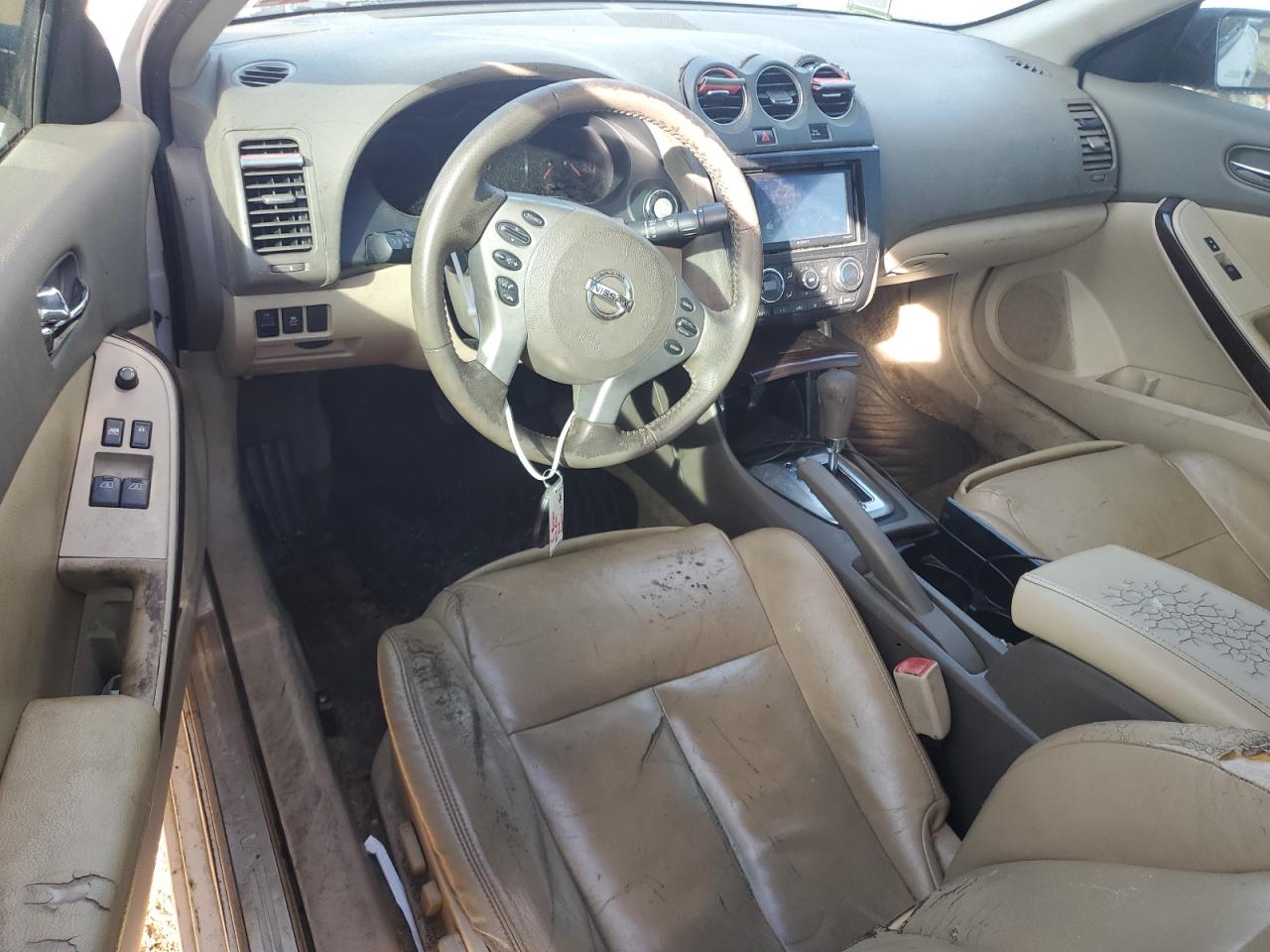 2012 Nissan Altima - Image 8