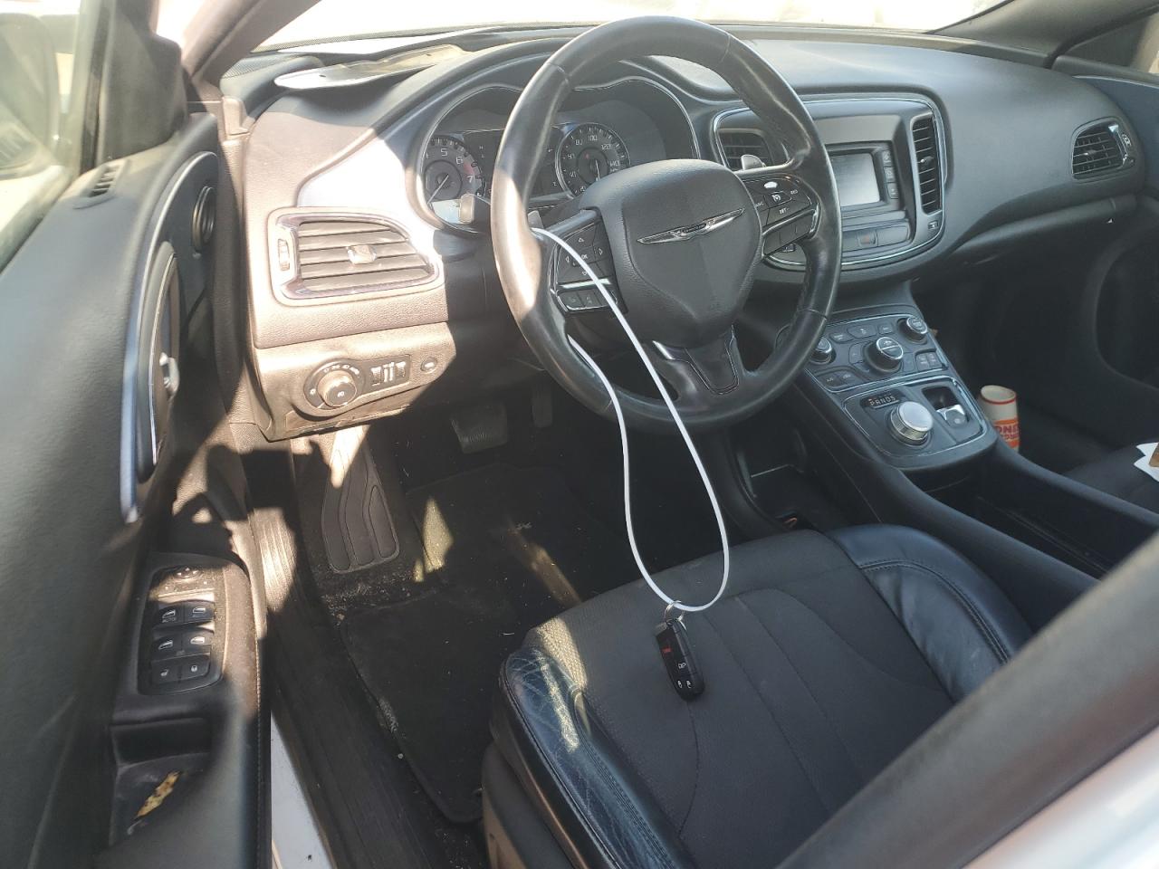 2015 Chrysler 200 - Image 8