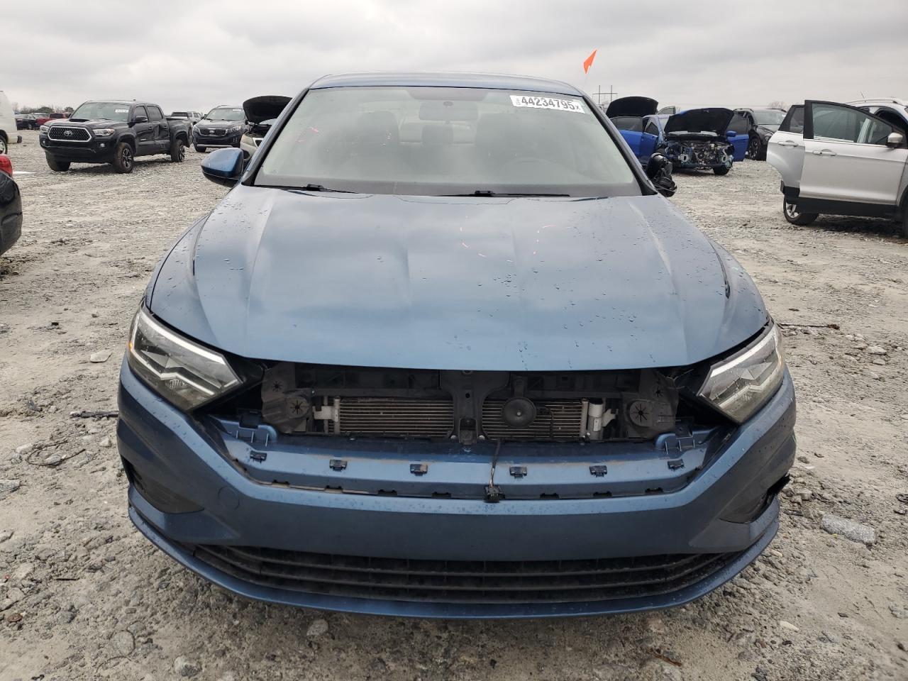 2019 Volkswagen Jetta - Image 5