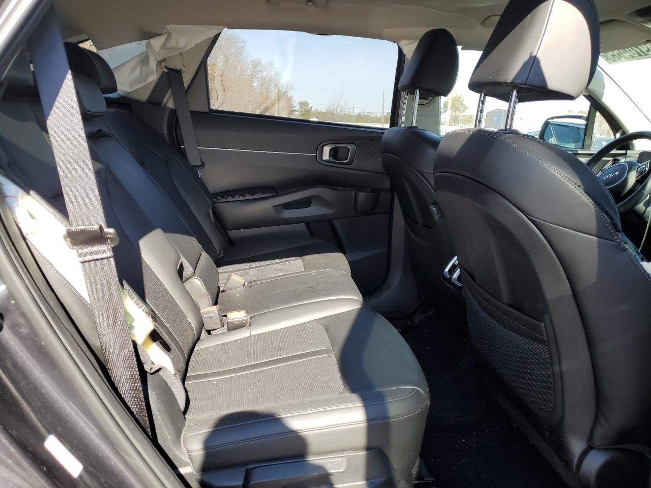 2024 Kia Sorento - Image 11