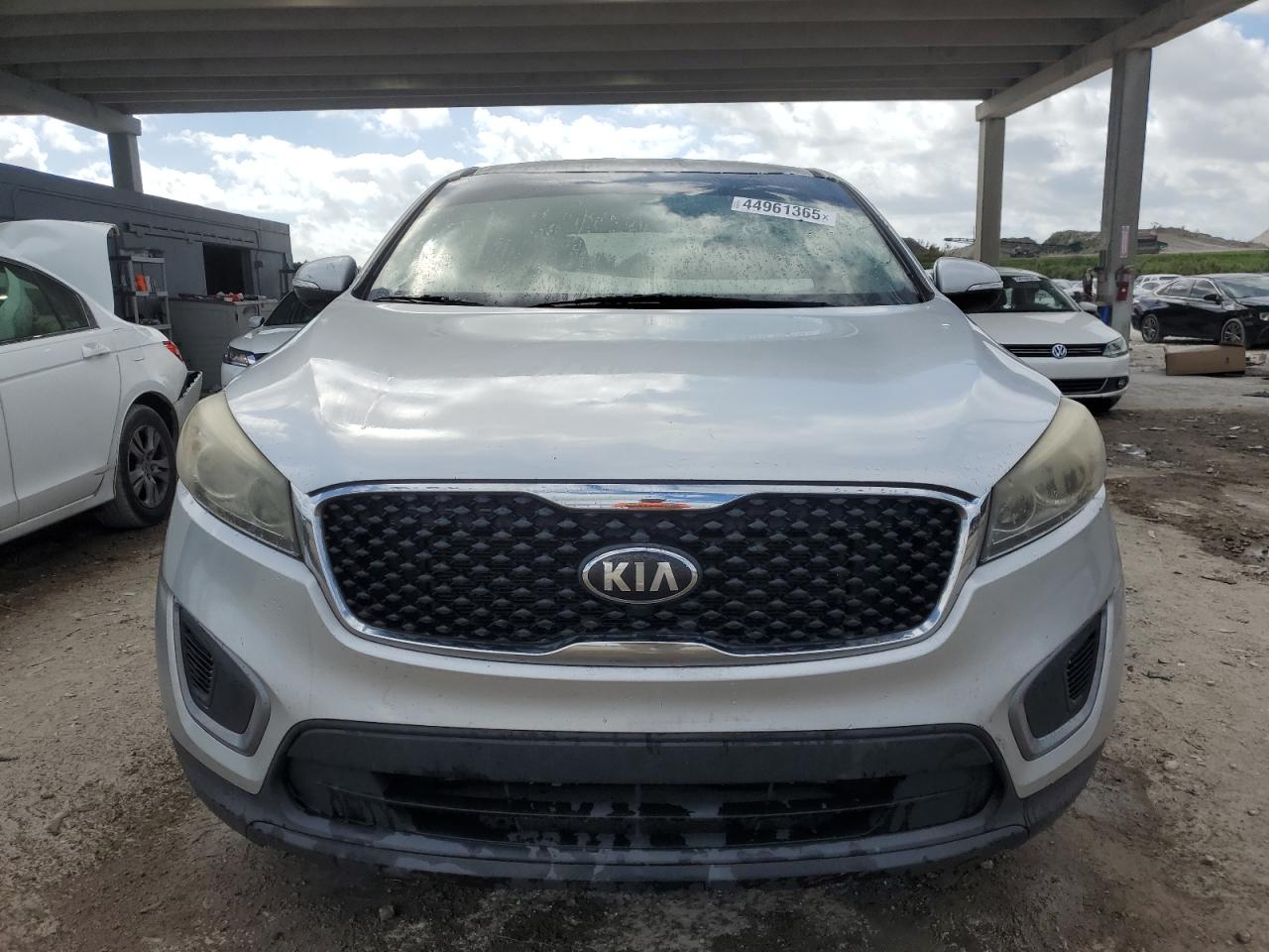 2016 Kia Sorento - Image 5