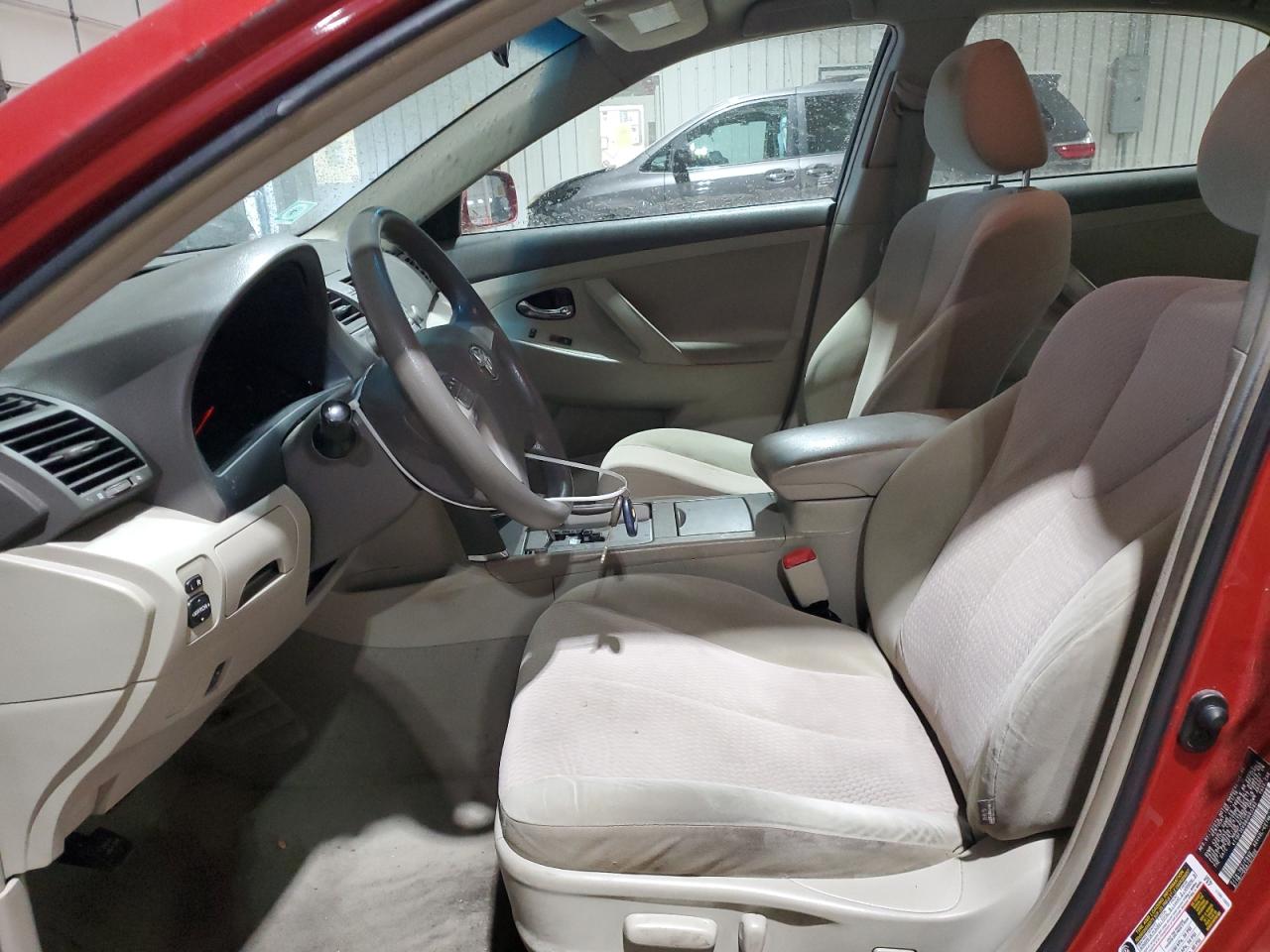 2011 Toyota Camry - Image 7