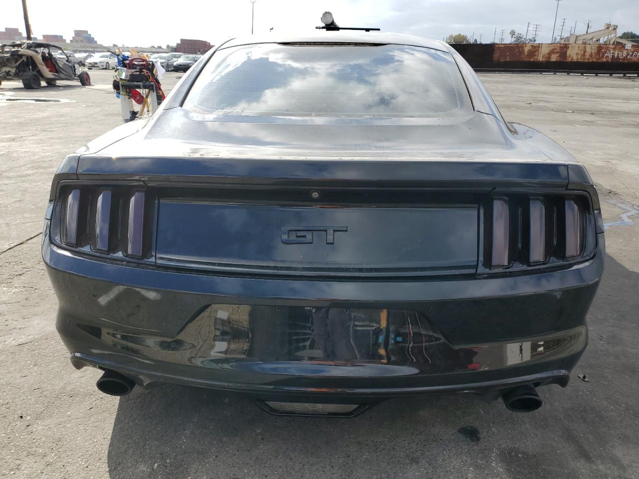 2015 Ford Mustang - Image 6