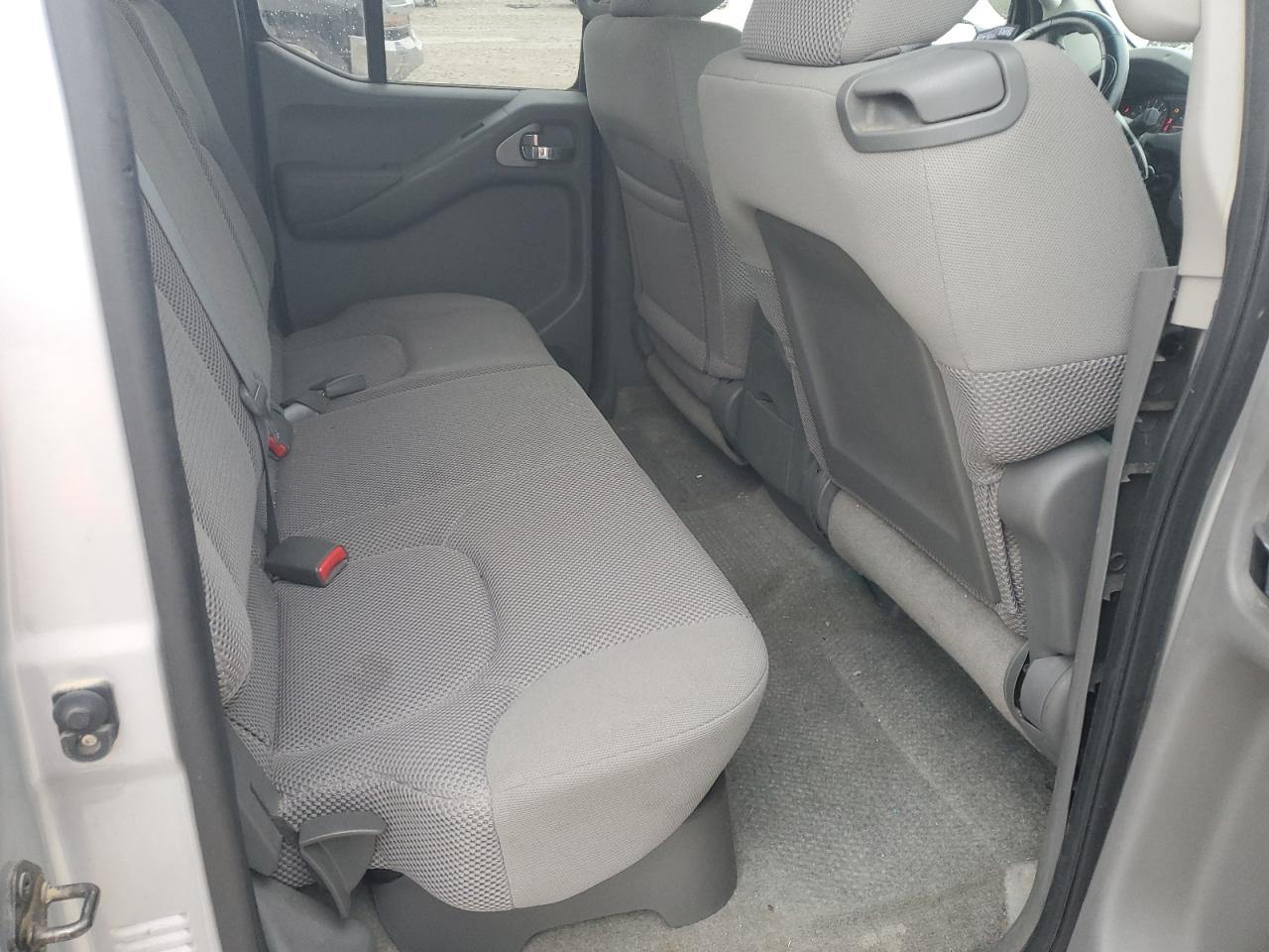 2012 Nissan Navara (Frontier) - Image 10