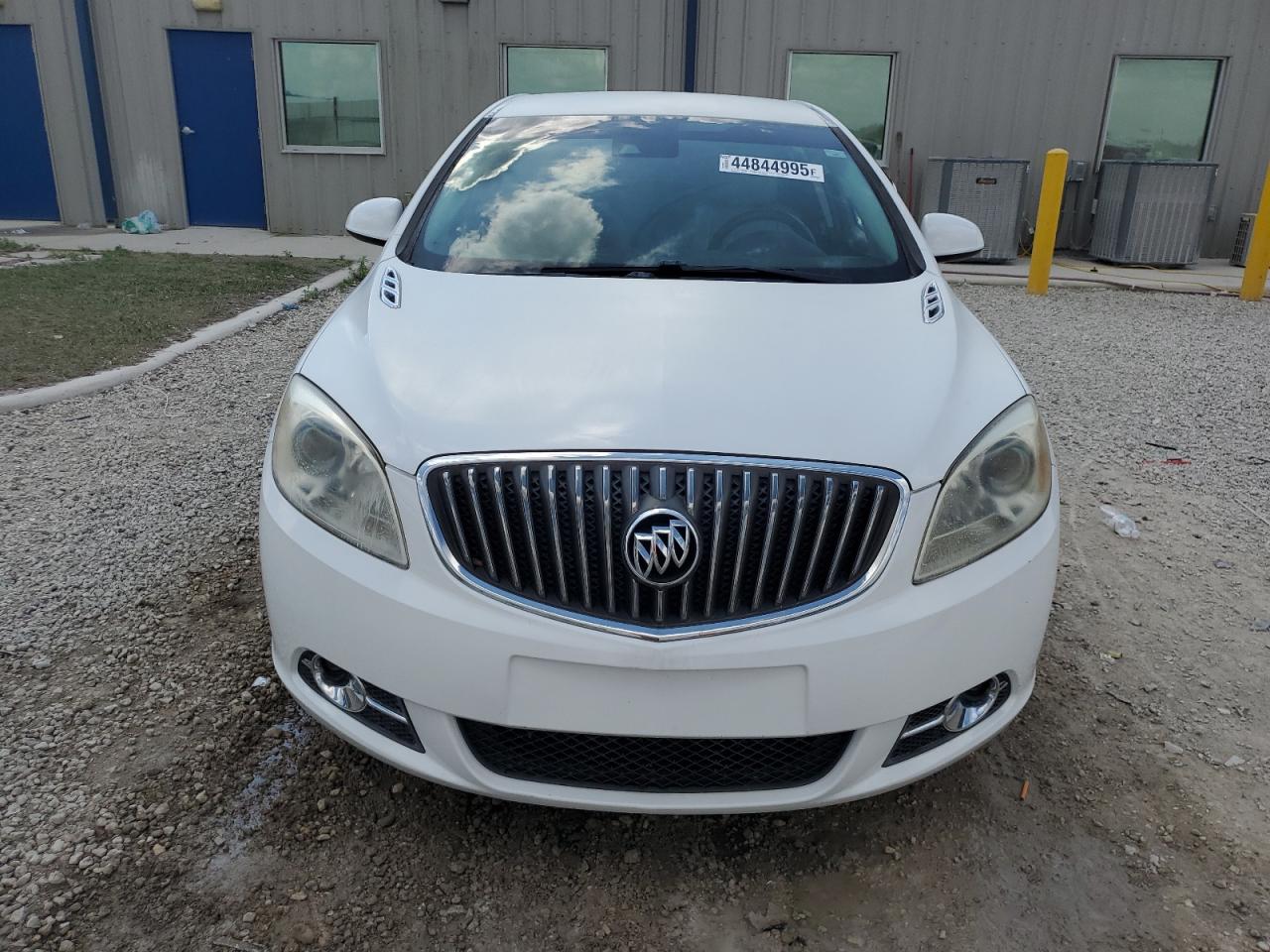 2016 Buick Verano - Image 5