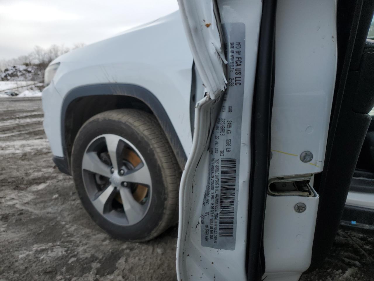 2020 Jeep Grand Cherokee - Image 13