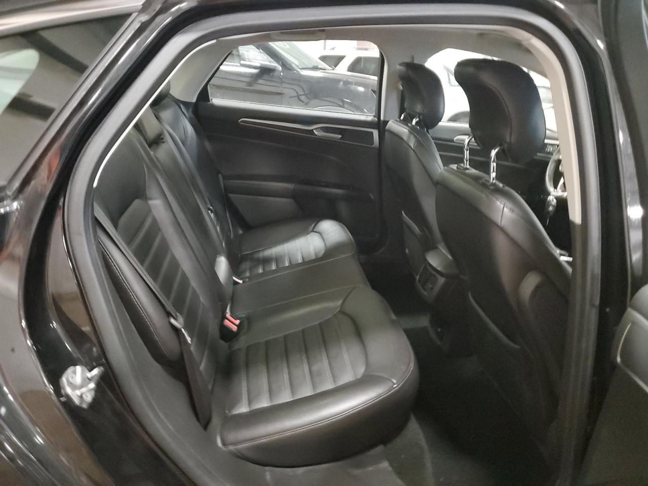 2013 Ford Fusion - Image 10