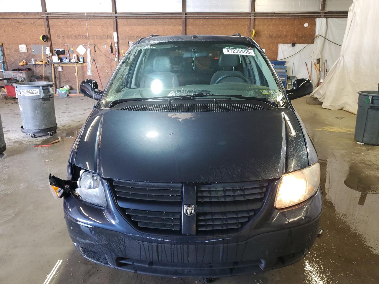 2007 Dodge Caravan - Image 5