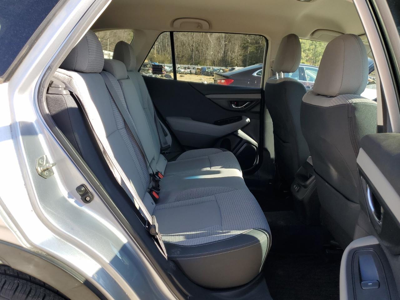 2020 Subaru Outback - Image 11