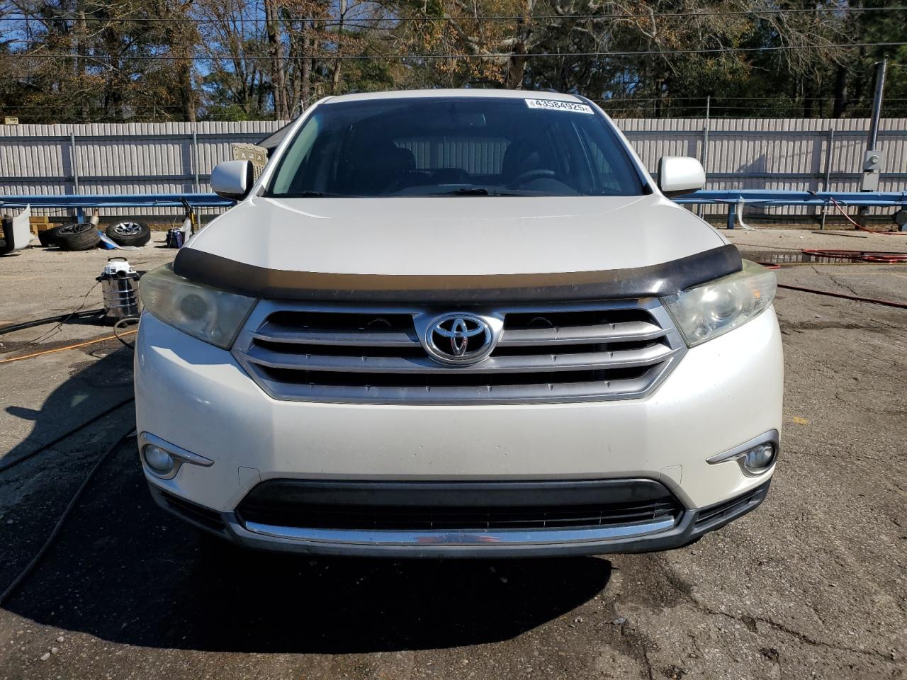 2013 Toyota Highlander - Image 5