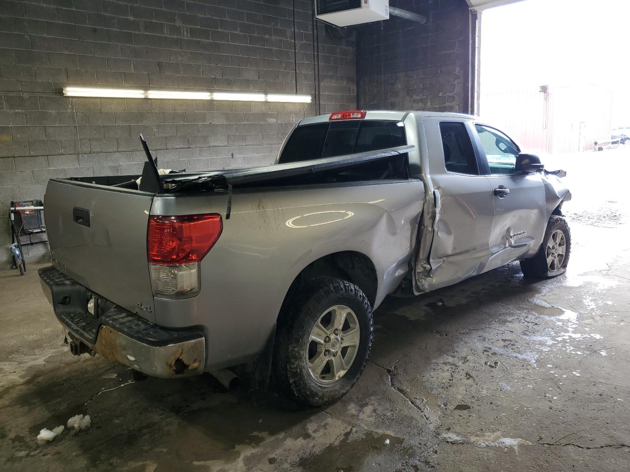 2011 Toyota Tundra - Image 3