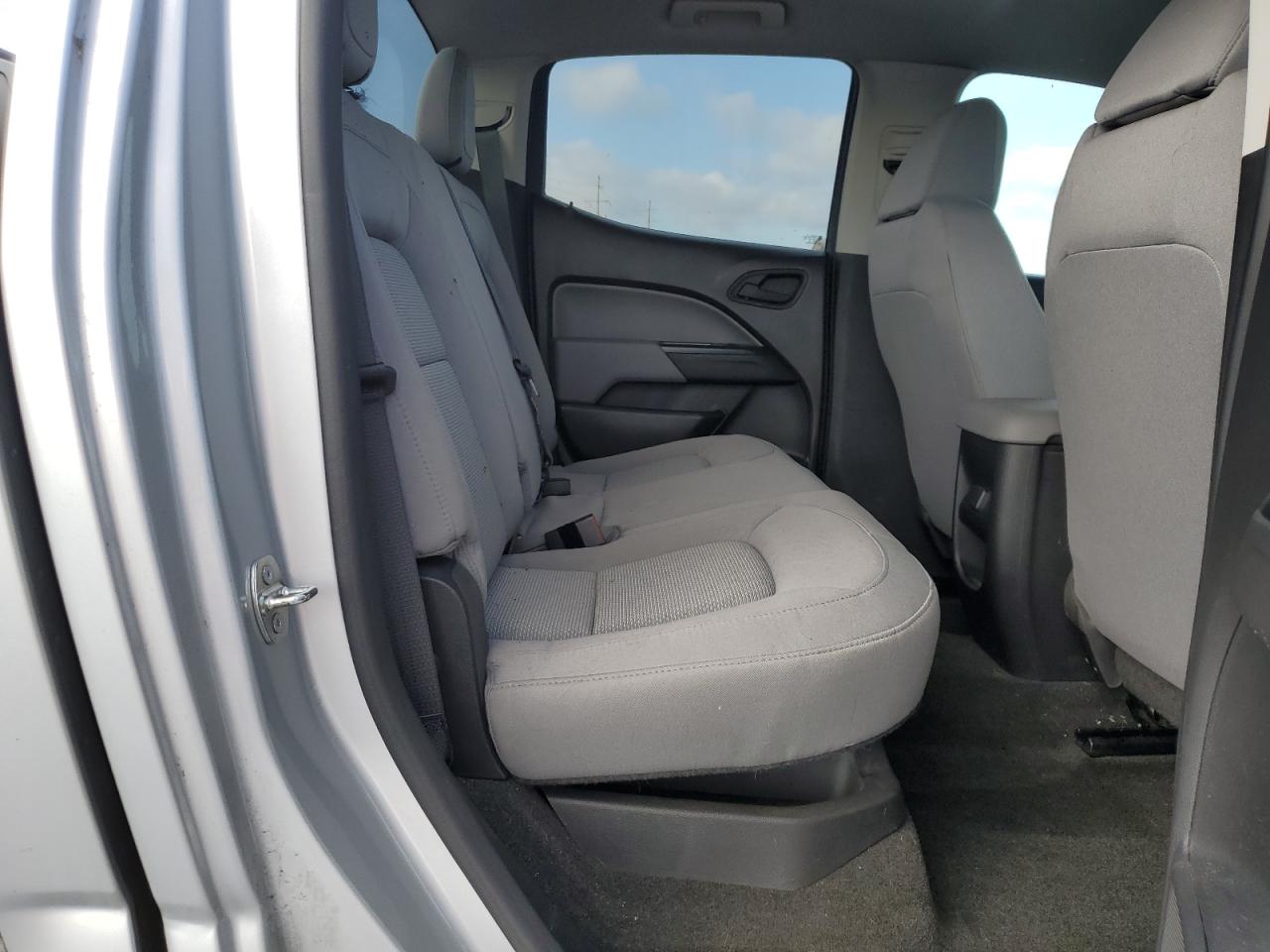 2015 Chevrolet Colorado - Image 10