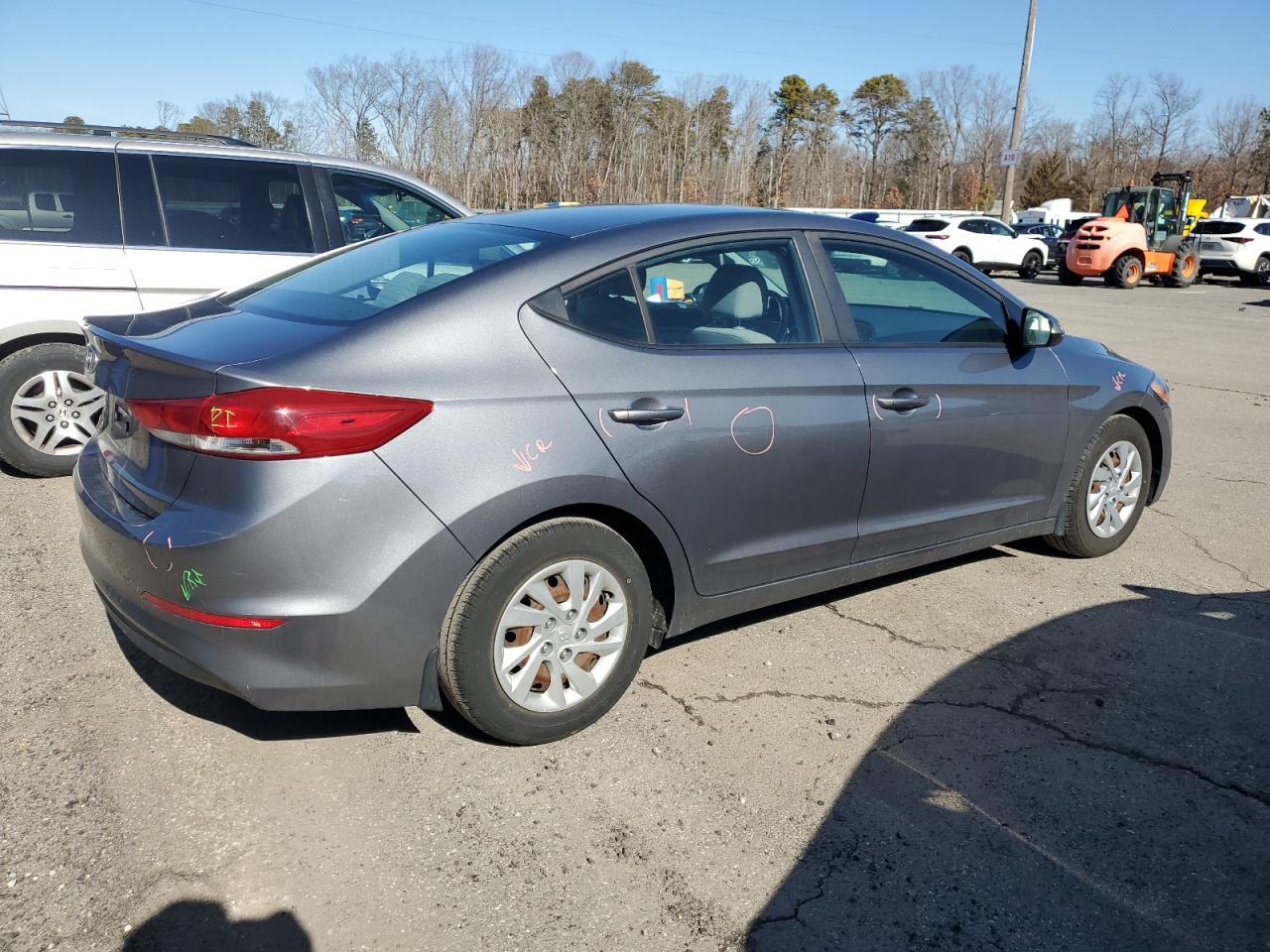 2018 Hyundai Elantra - Image 3