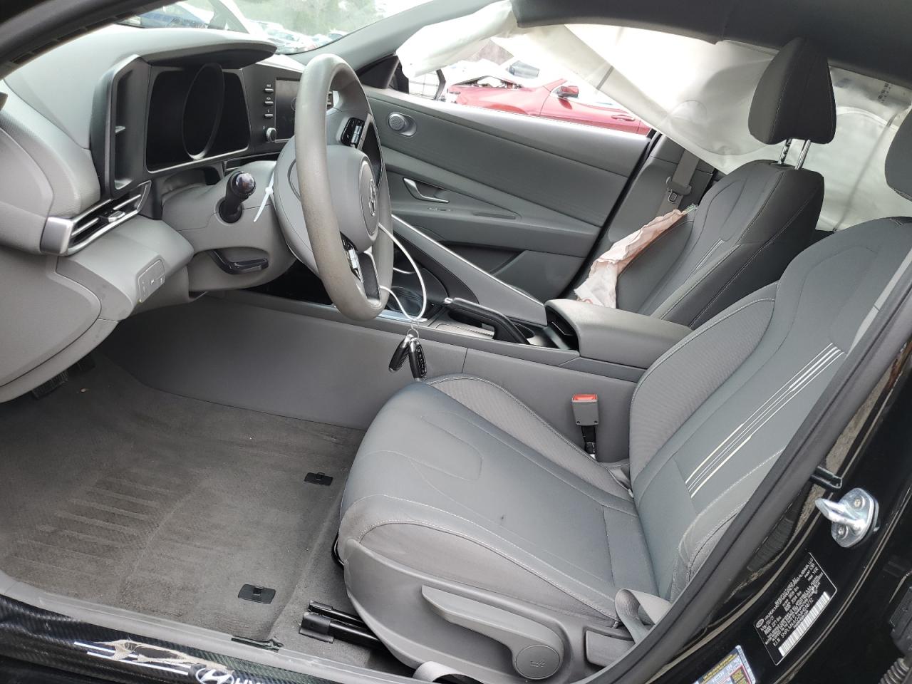 2021 Hyundai Elantra - Image 7