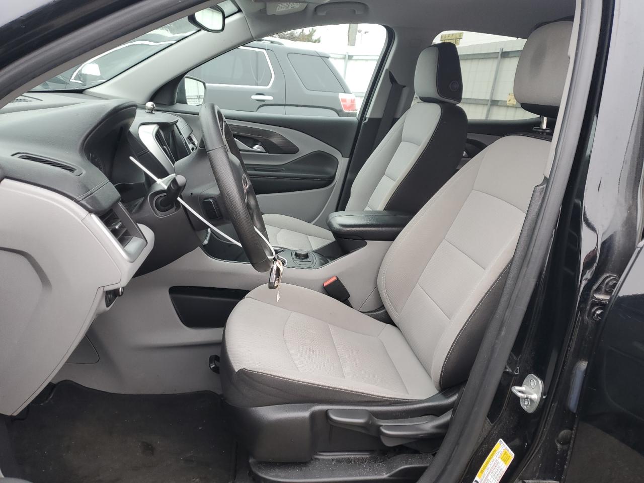 2022 GMC Terrain - Image 7
