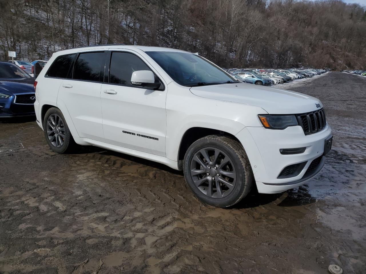 2019 Jeep Grand Cherokee - Image 4