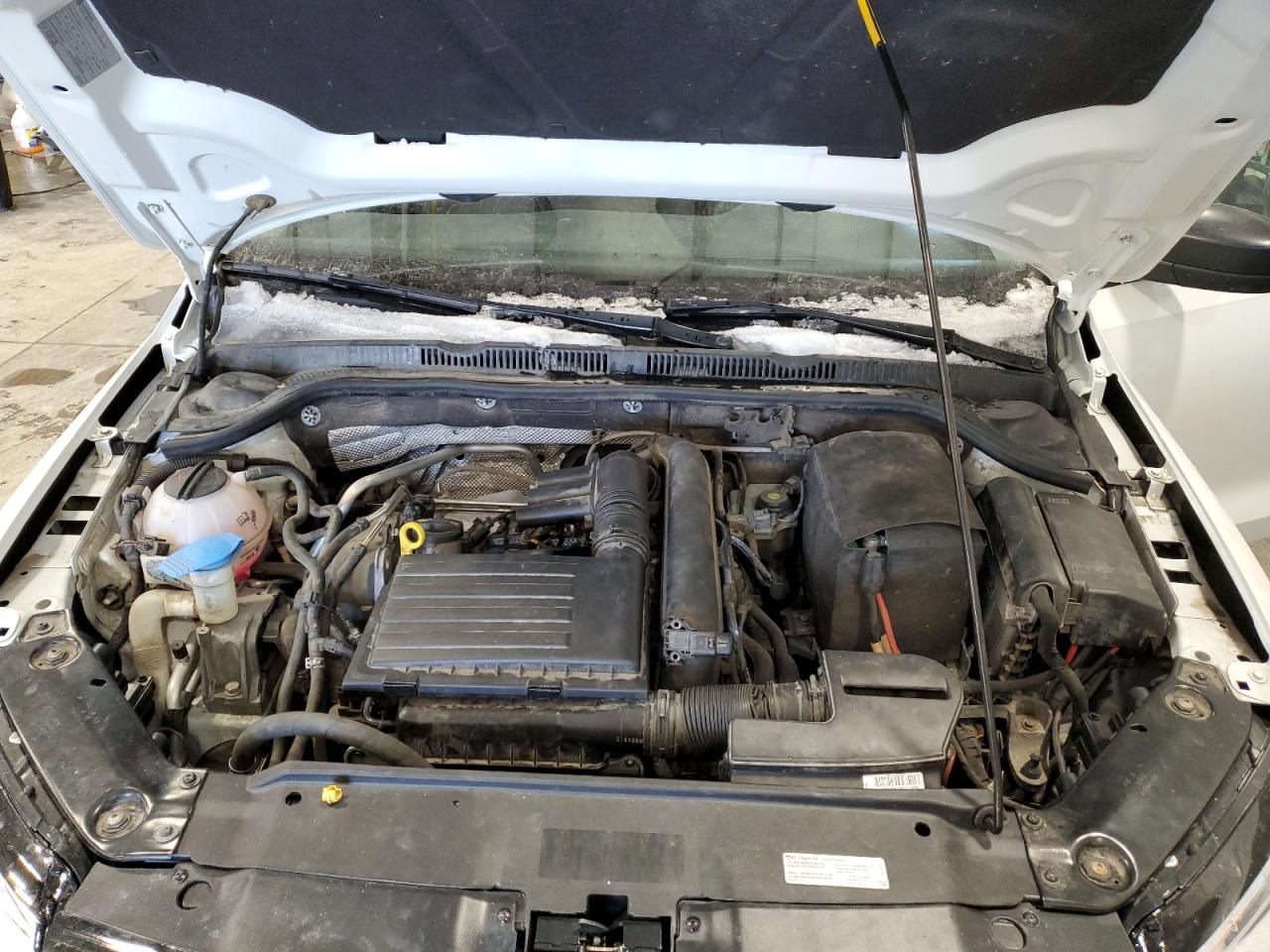 2016 Volkswagen Jetta - Image 11